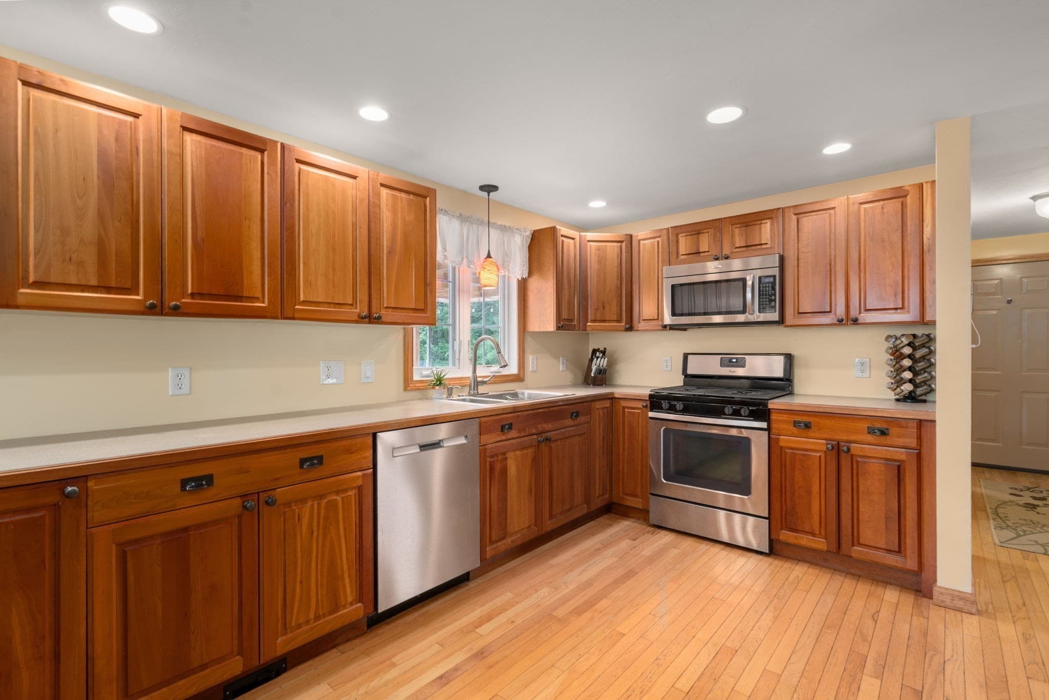 Single Family Residence at 120 North Ave, Mendon MA 01756, Mendon, photo 9 of 40