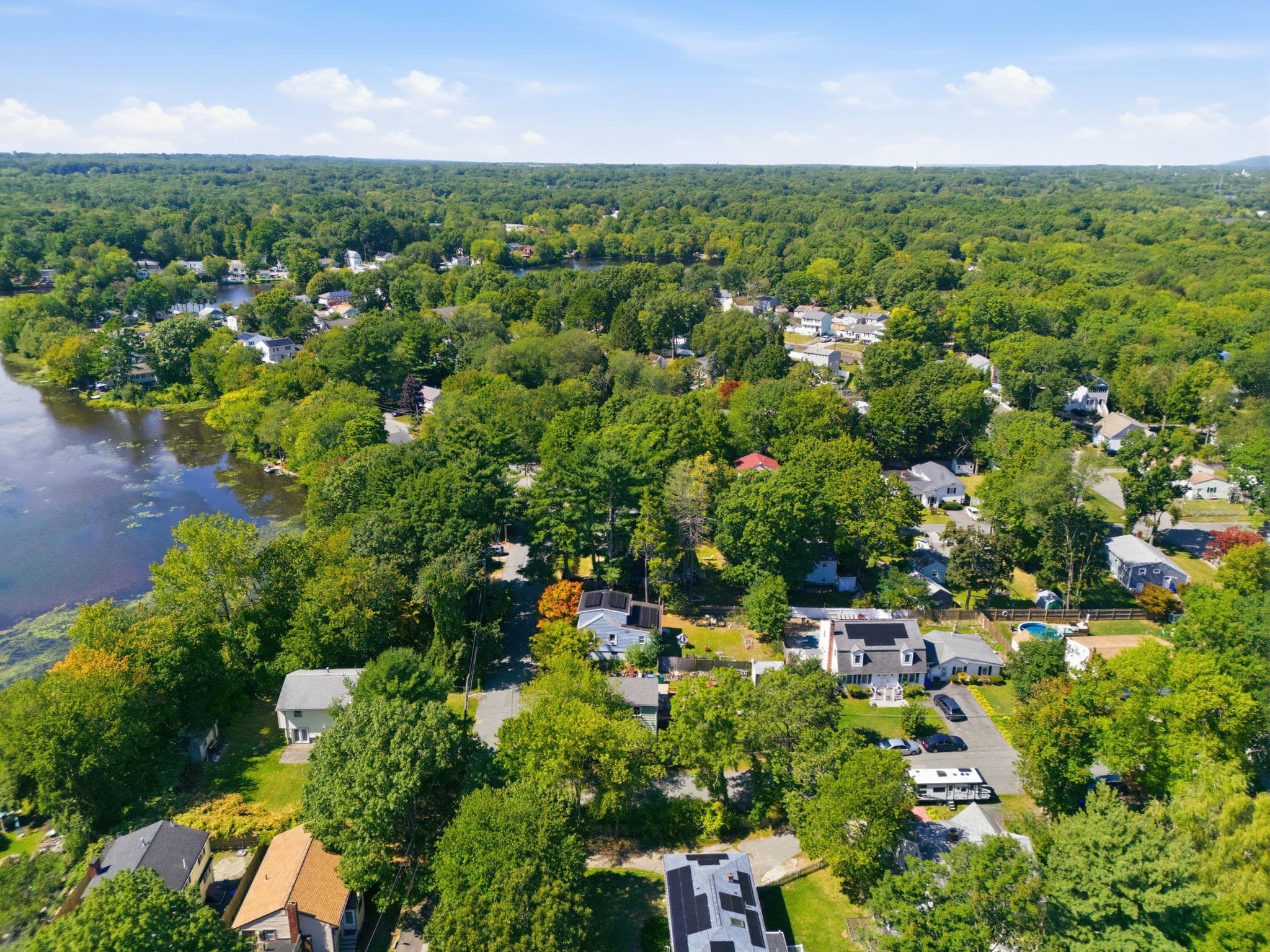 Single Family Residence at 76 E Shore Rd, Holbrook MA 02343, Holbrook, photo 2 of 17