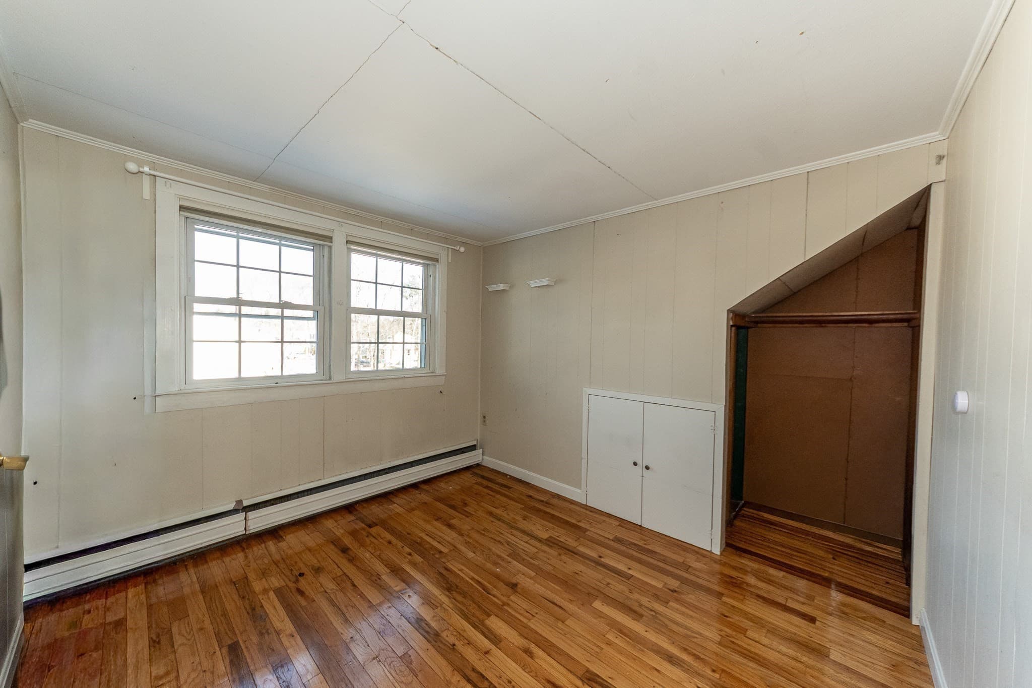Single Family Residence at 76 E Shore Rd, Holbrook MA 02343, Holbrook, photo 6 of 17