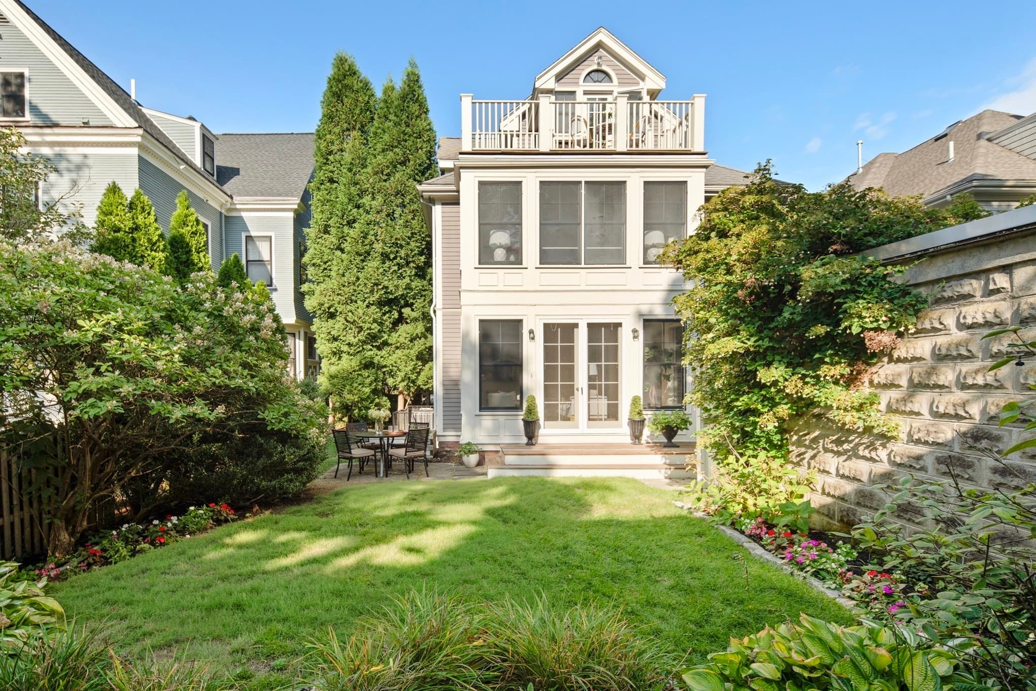 25-27 Gray Street # 27, Cambridge MA 02138