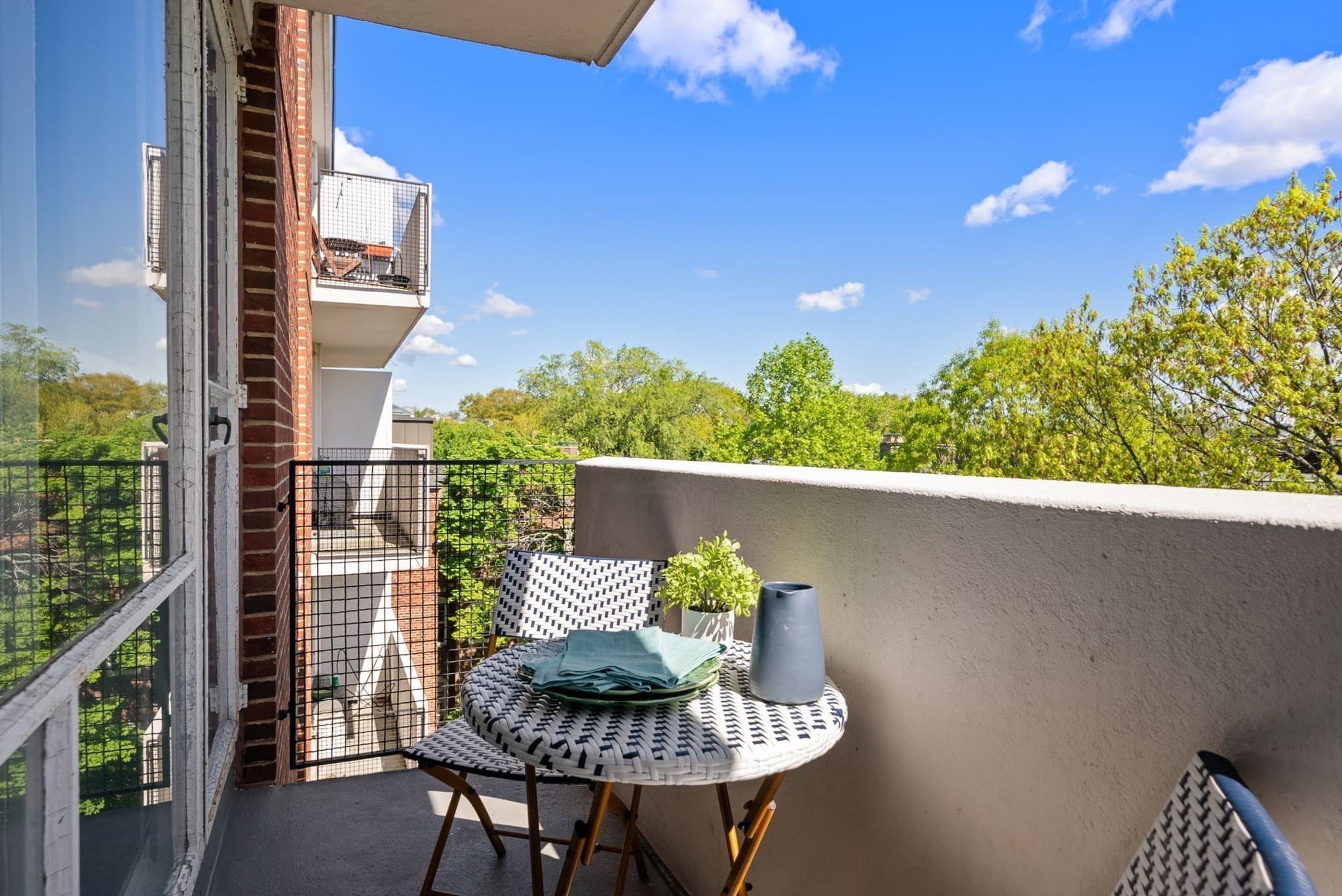 Condominium at 29 Concord Avenue # 705, Cambridge MA 02138, Cambridge, photo 4 of 14