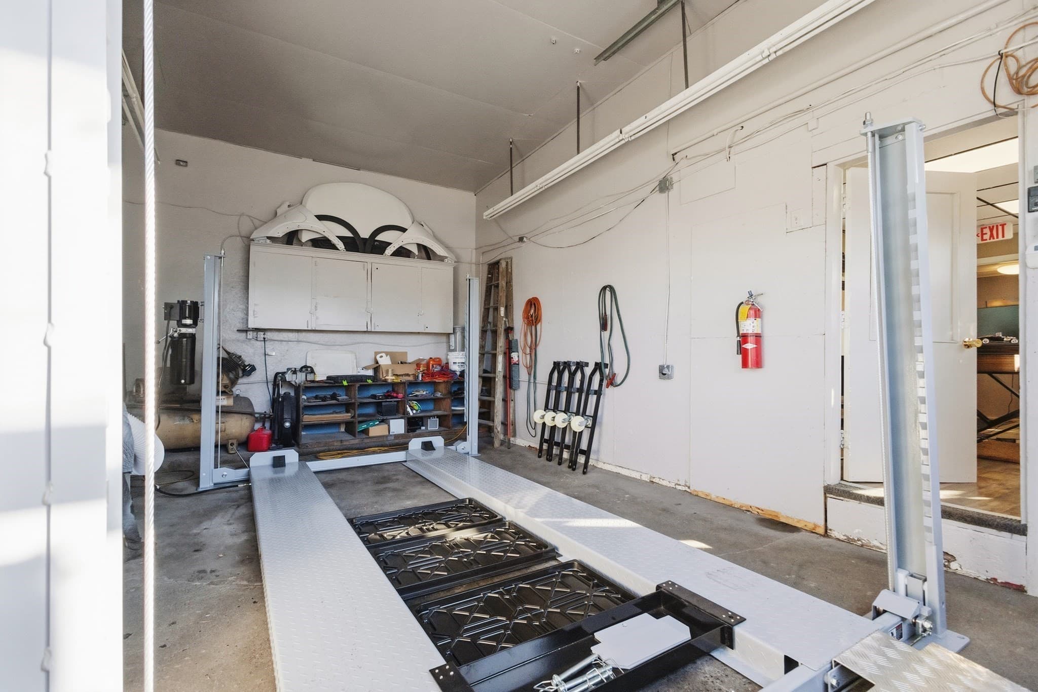 Commercial Sale at 11 & 594 Sheridan & Dartmouth St, Dartmouth MA 02748, photo 23 of 39