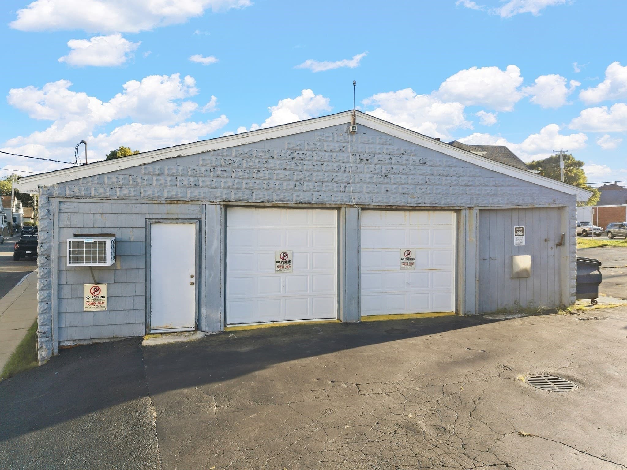 Commercial Sale at 11 & 594 Sheridan & Dartmouth St, Dartmouth MA 02748, photo 24 of 39