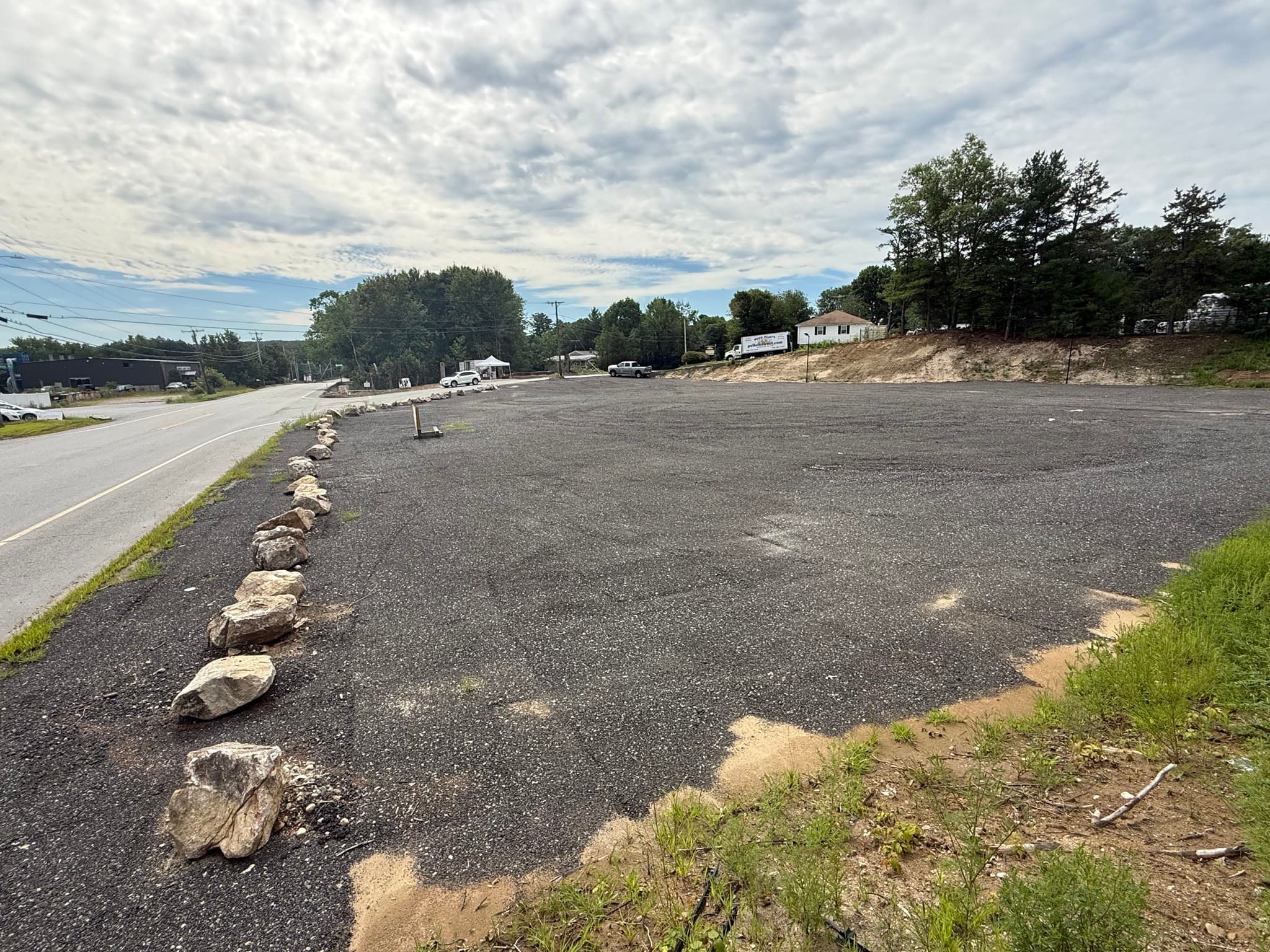 Commercial at 685 Quaker Hwy, Uxbridge MA 01569, Uxbridge, photo 4 of 7