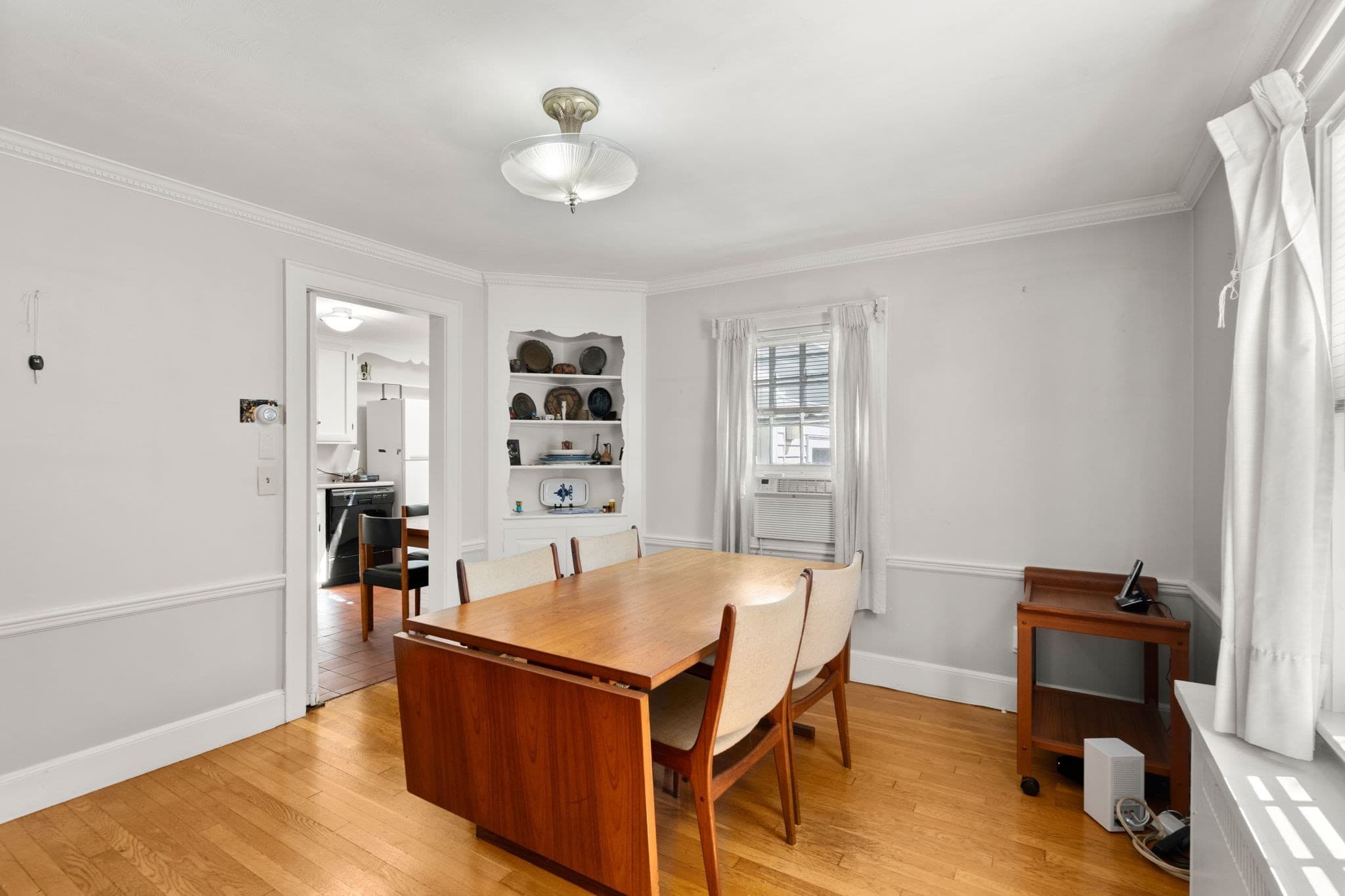 Single Family Residence at 20 Buswell Park, Newton MA 02458, Newton, photo 6 of 23