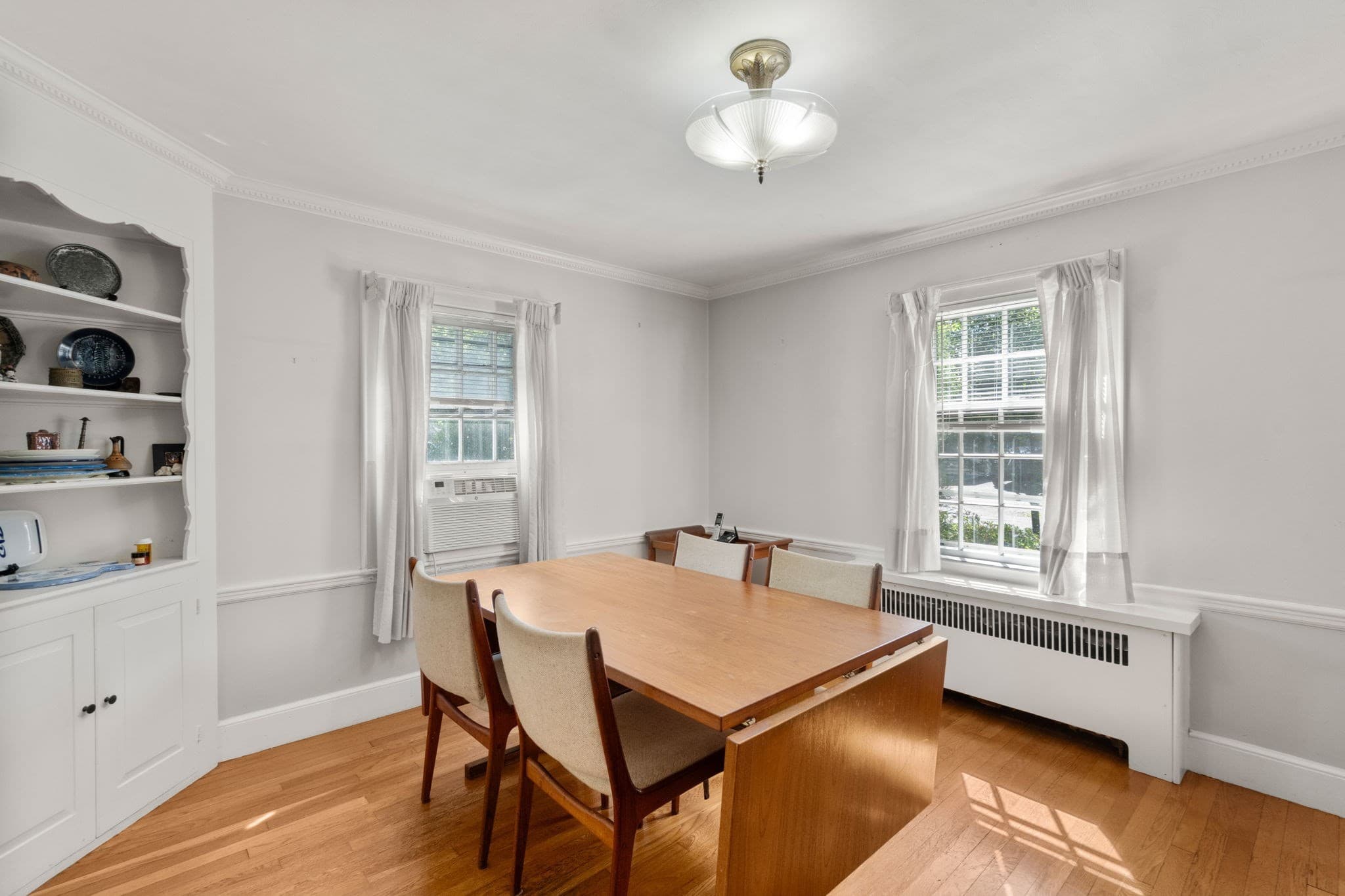 Single Family Residence at 20 Buswell Park, Newton MA 02458, Newton, photo 5 of 23