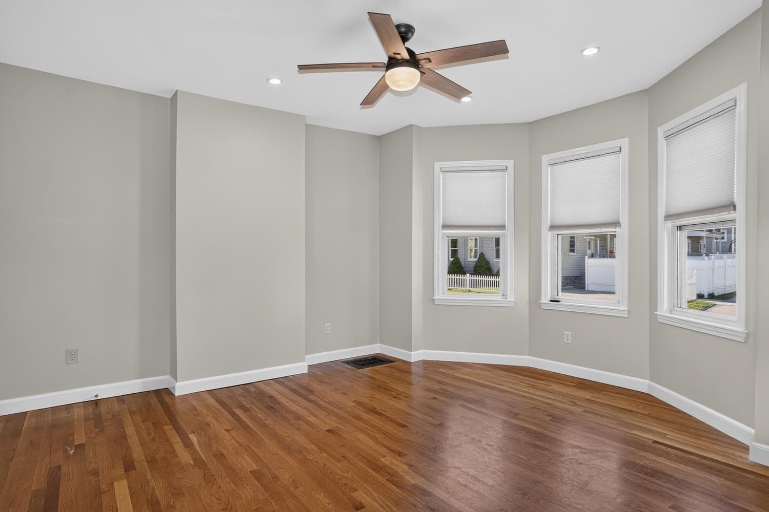 Condominium at 9 Ash St # 1, Belmont MA 02478, Belmont, photo 5 of 27