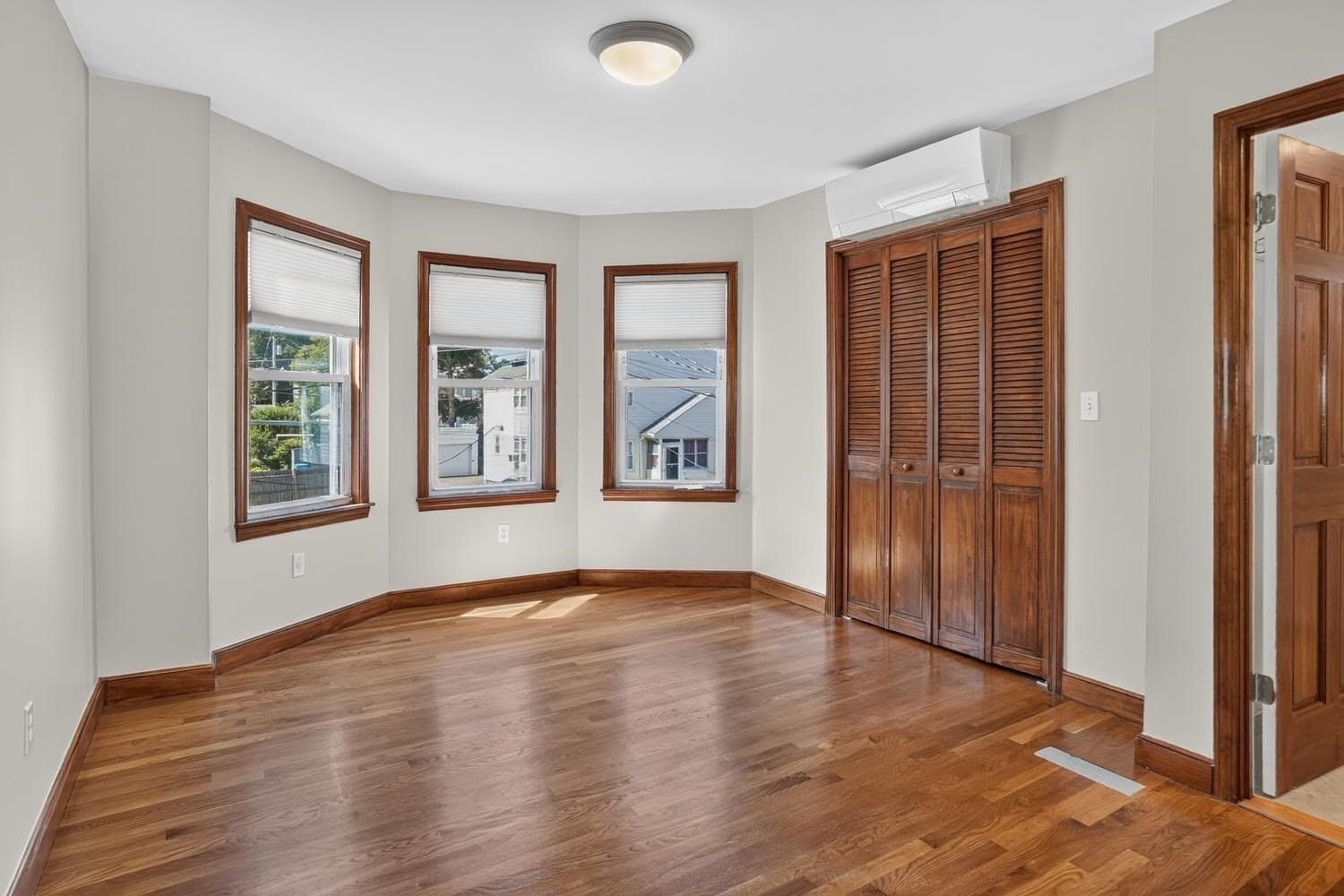 Condominium at 9 Ash St # 1, Belmont MA 02478, Belmont, photo 15 of 27