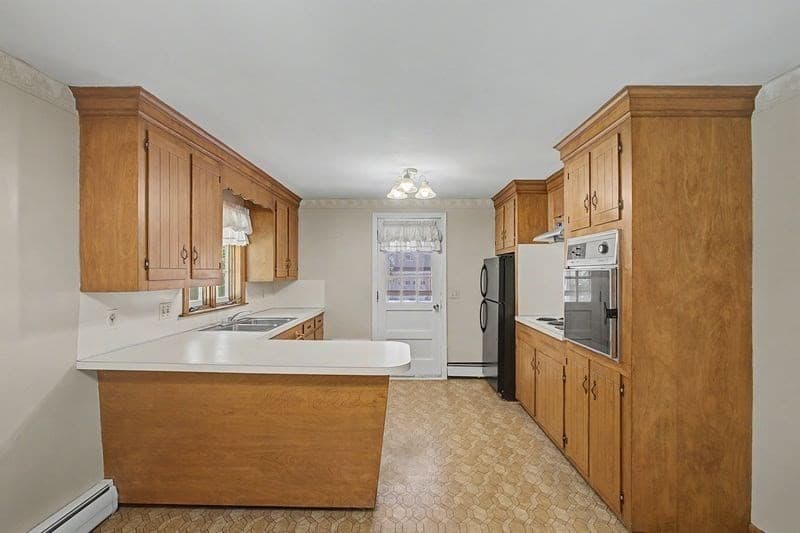Single Family Residence at 11 Federal Street, Blackstone MA 01504, Blackstone, photo 11 of 32