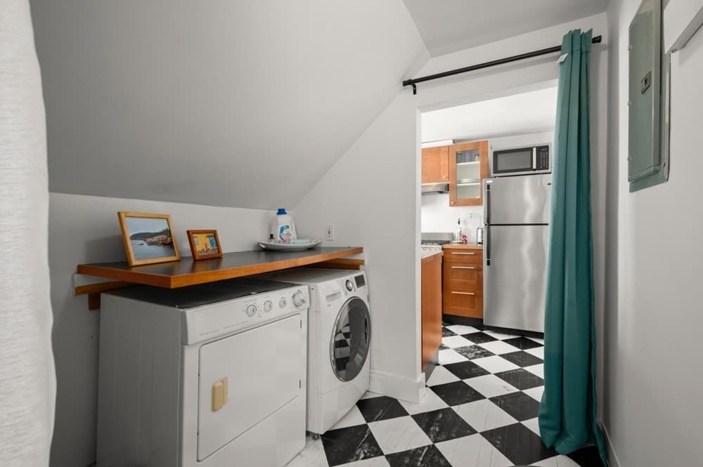 Condominium at 72 Lexington Ave # 3, Somerville MA 02144, Somerville, photo 28 of 32