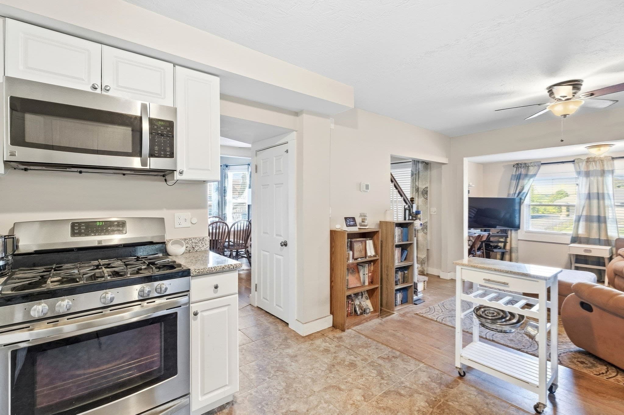 Single Family Residence at 9 Mechanic St, Haverhill MA 01830, Haverhill, photo 11 of 35