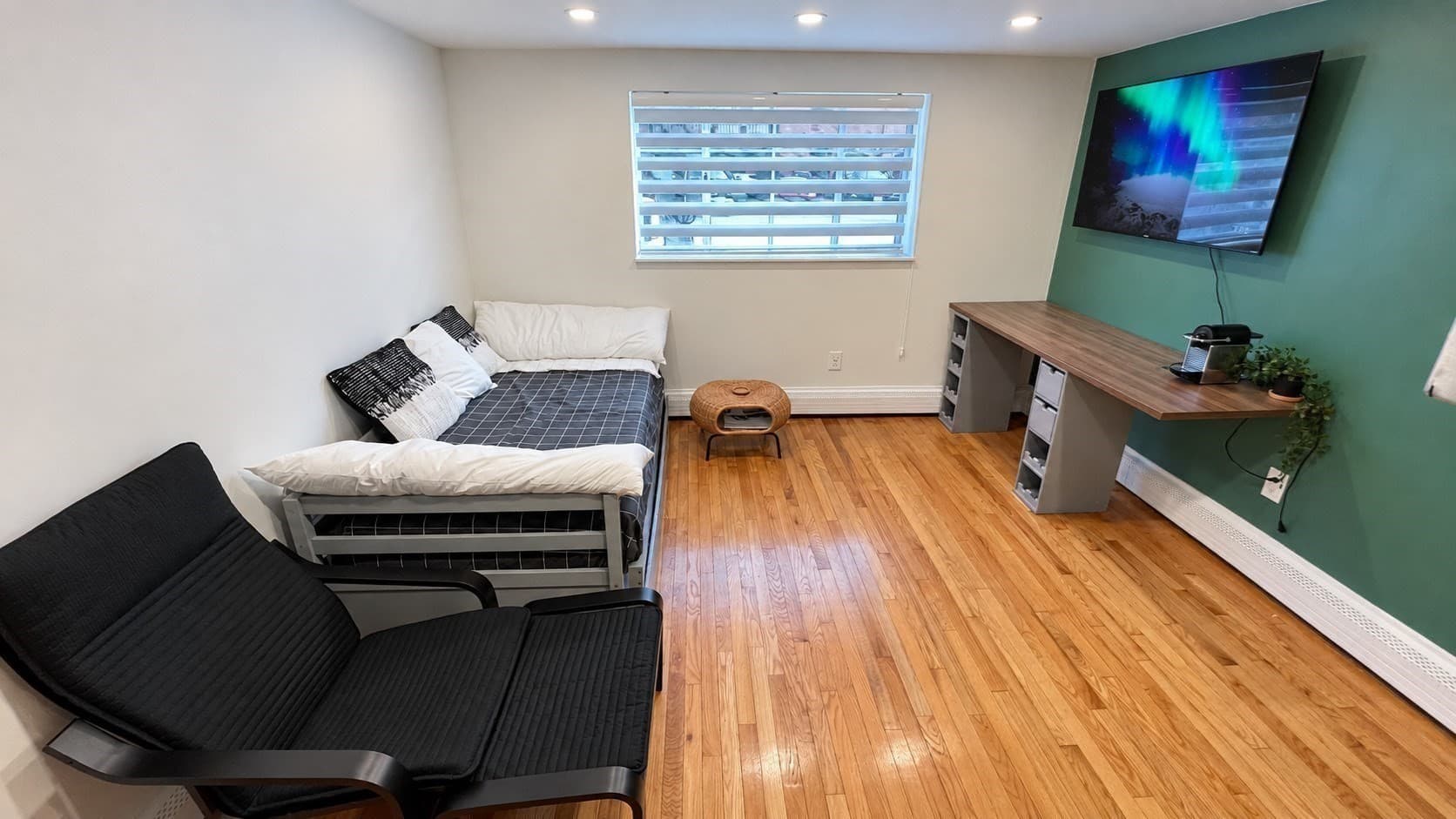 Condominium at 511 Beacon St # 1, Boston MA 02215, photo 2 of 10