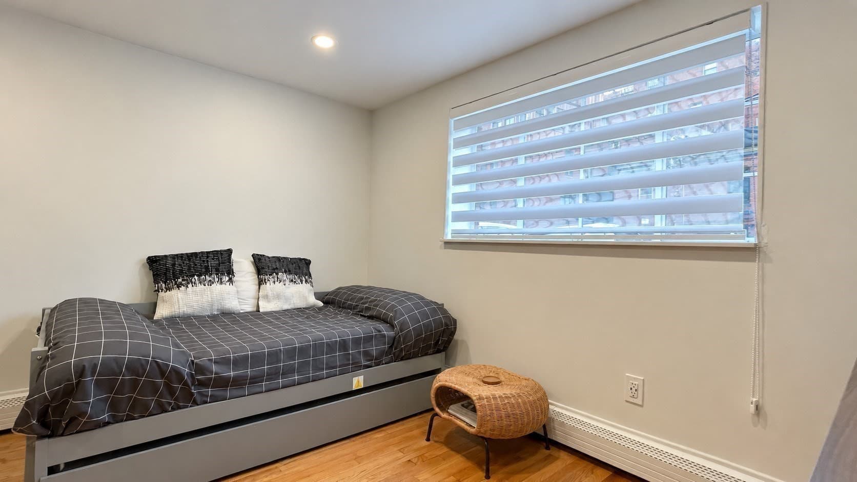 Condominium at 511 Beacon St # 1, Boston MA 02215, photo 8 of 10