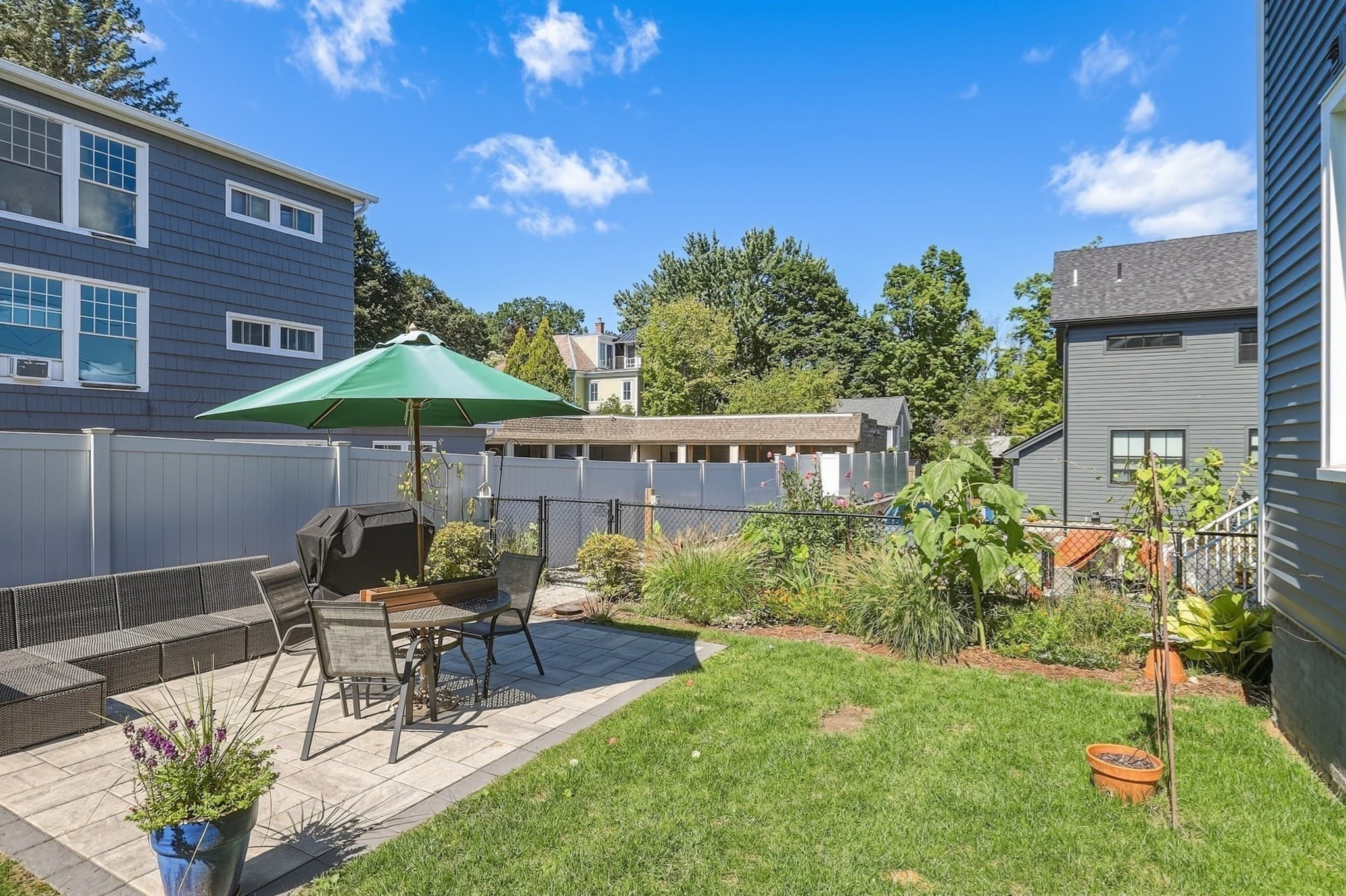 Condominium at 180 State Street # A, Northampton MA 01060, Northampton, photo 8 of 35