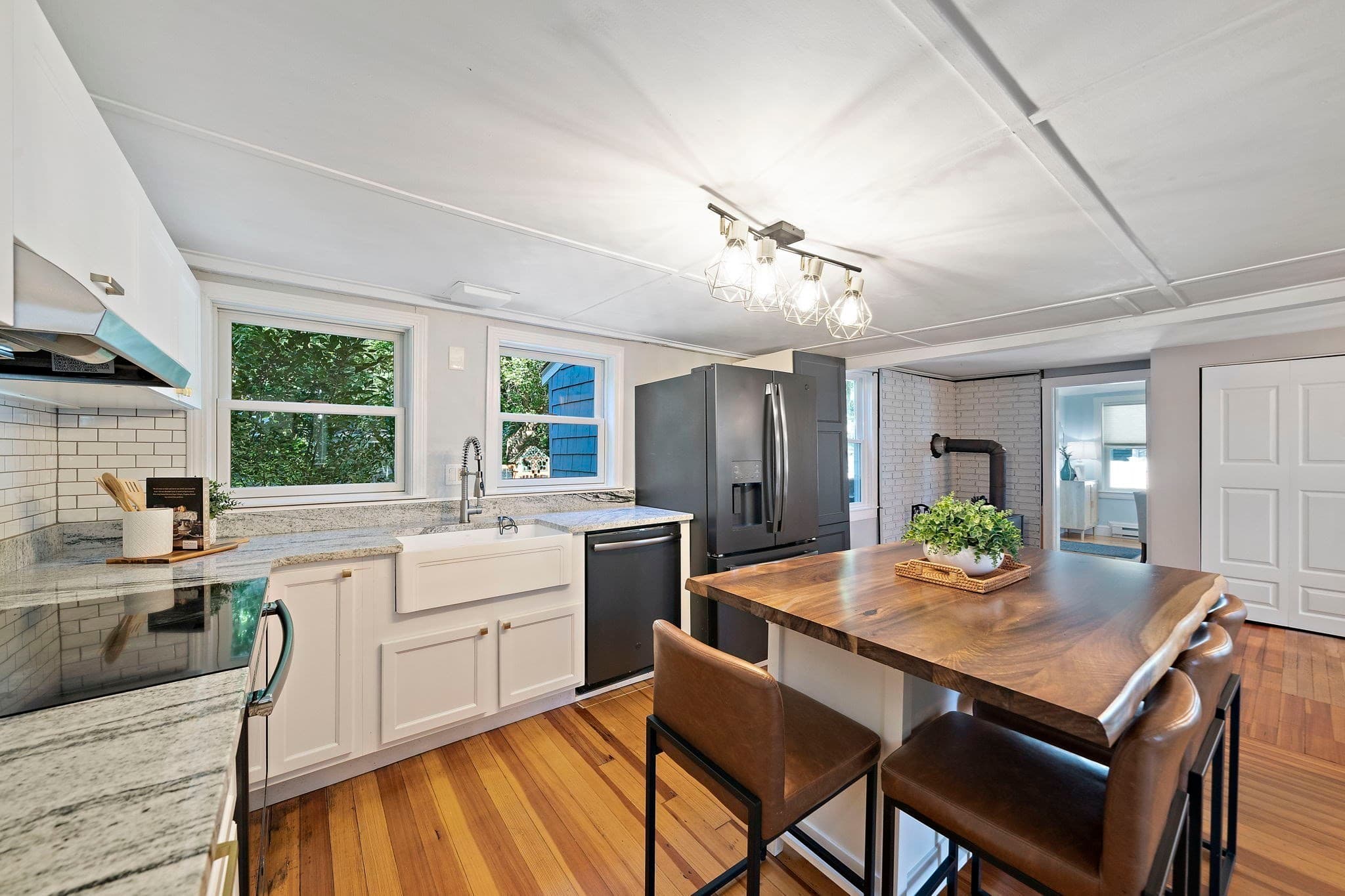 Single Family Residence at 41 Chapel St, Canton MA 02021, Canton, photo 6 of 41