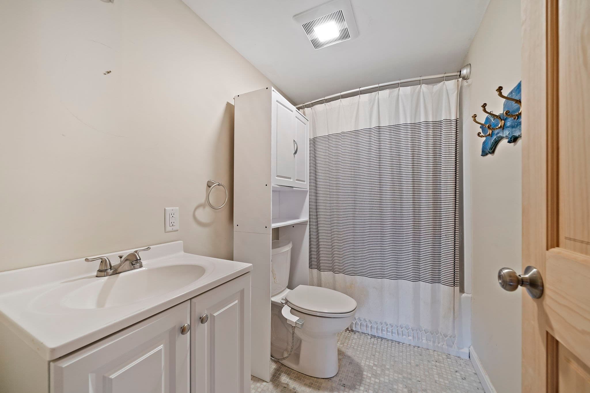 Single Family Residence at 41 Chapel St, Canton MA 02021, Canton, photo 28 of 41