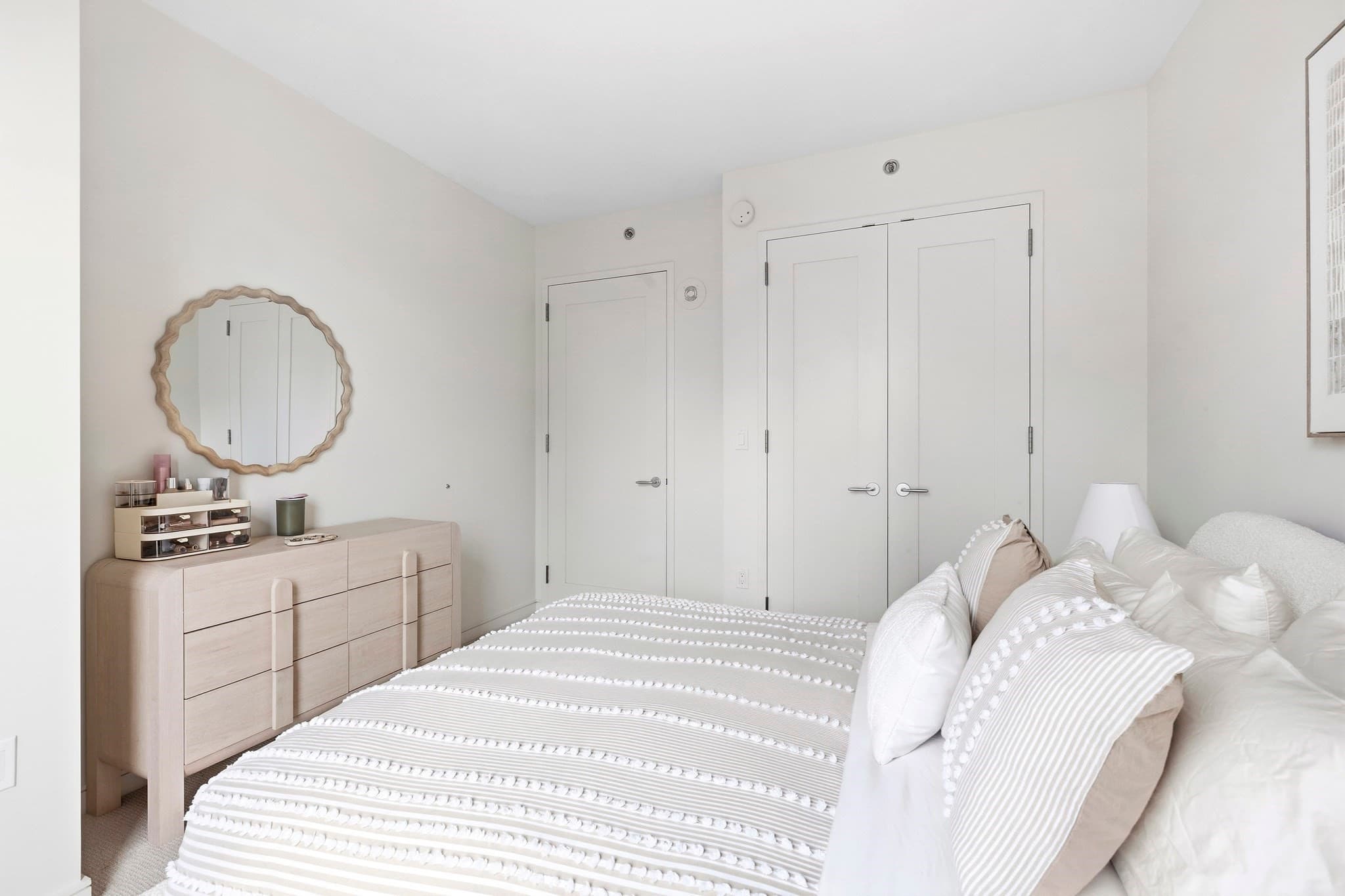 Condominium at 580 Washington St # 1207, Boston MA 02111, photo 19 of 36