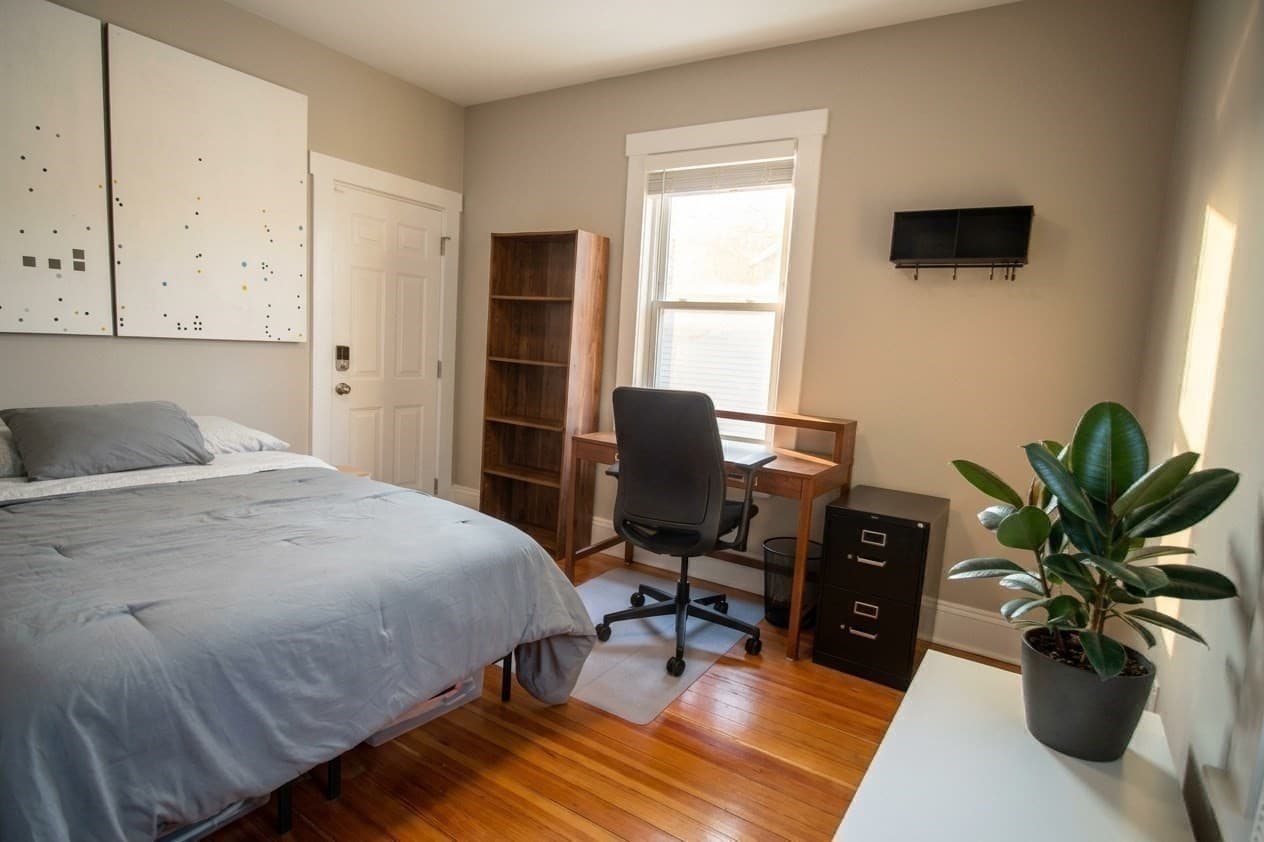 Condominium at 59 Harwood # 3, Lynn MA 01902, Lynn, photo 23 of 30