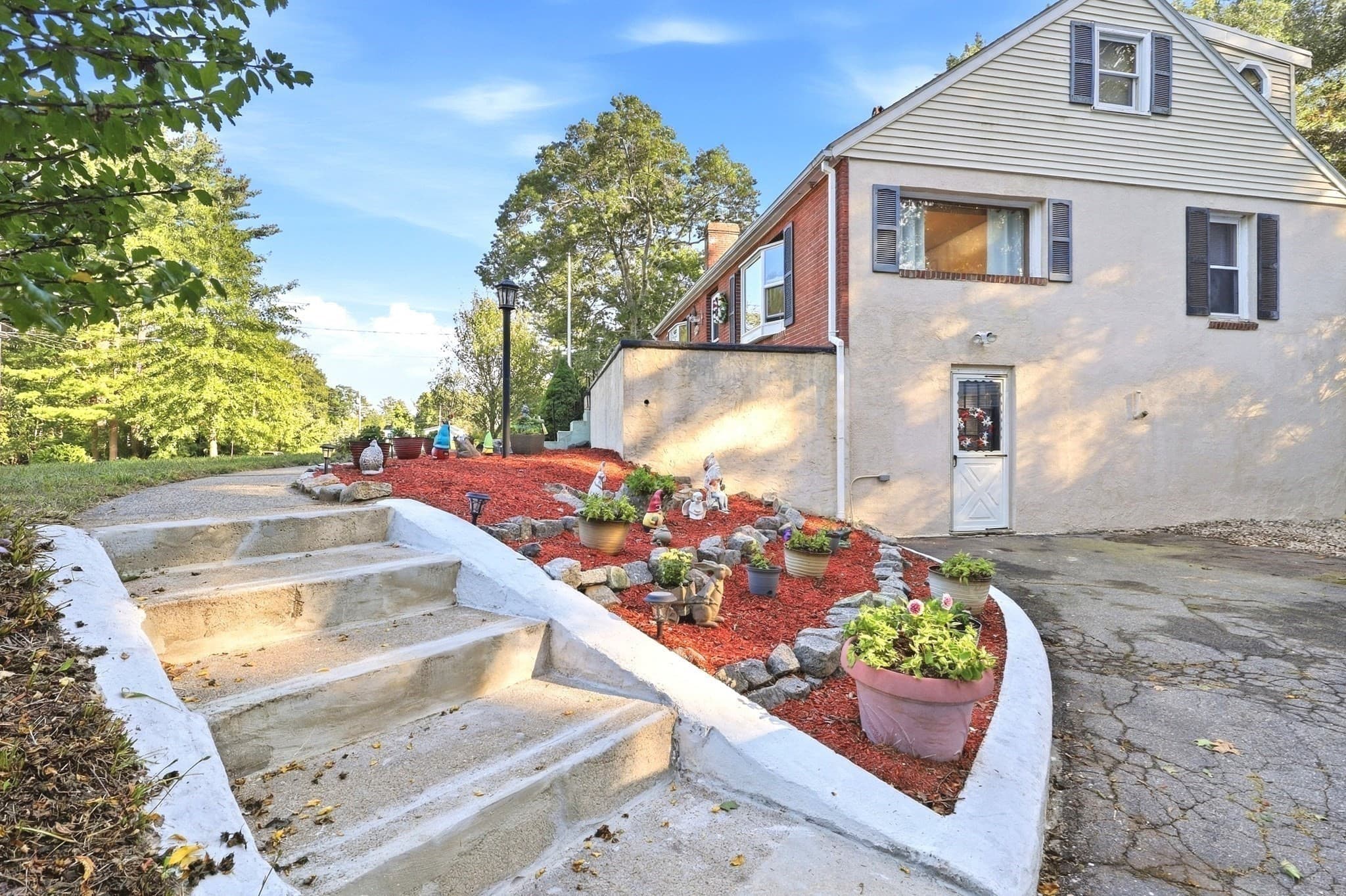 Single Family Residence at 189 Allen Road, Billerica MA 01821, Billerica, photo 3 of 41