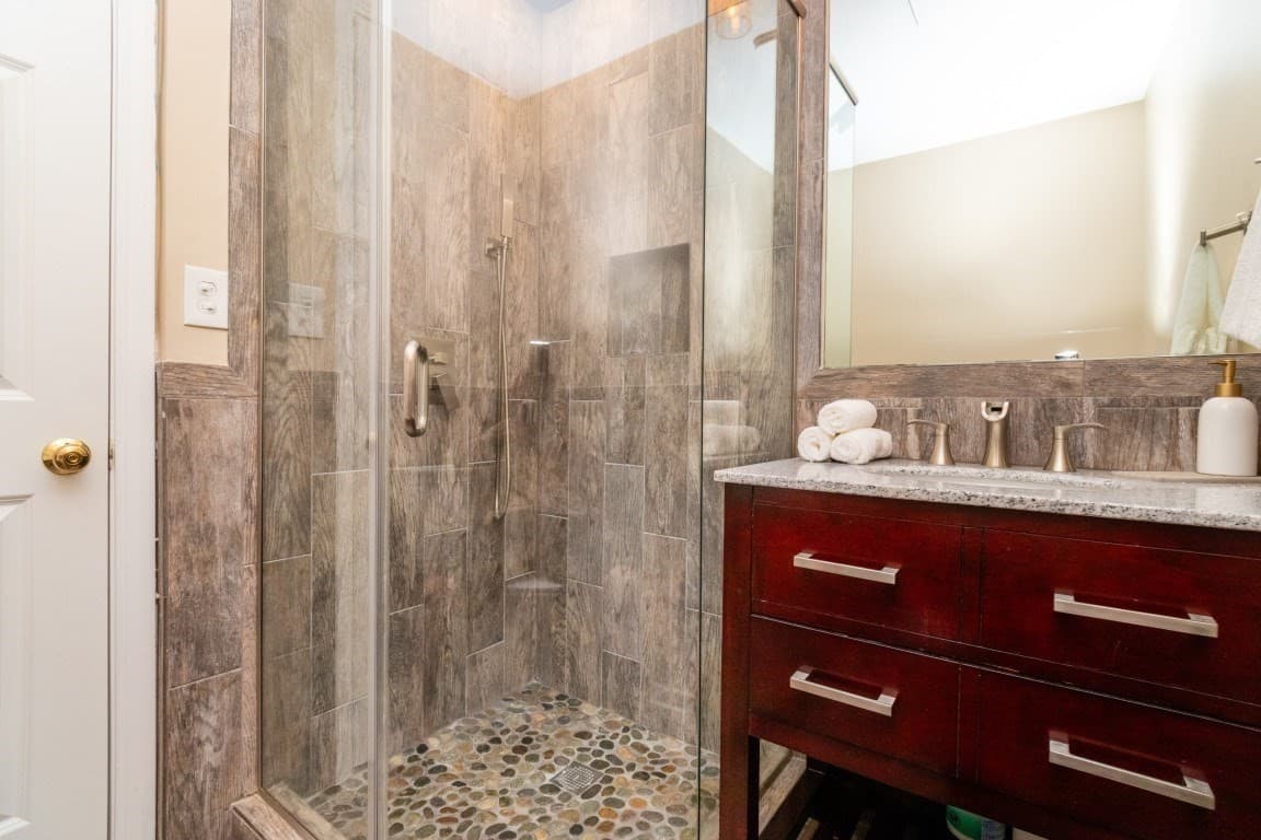 Condominium at 459 Concord Avenue # 1, Cambridge MA 02138, Cambridge, photo 19 of 42