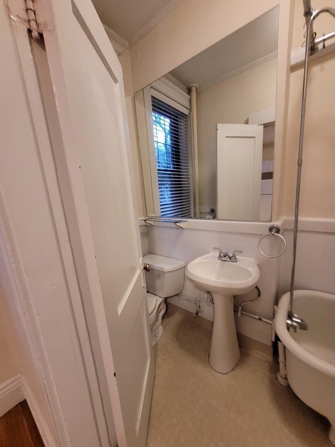 Condominium at 60 Queensberry St # 2, Boston MA 02215, Boston, photo 10 of 12