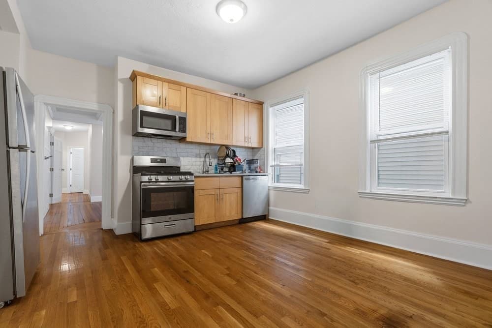 3 Family - 3 Units Up/Down at 114-116 Thornton Street, Boston MA 02119, Boston, photo 2 of 40