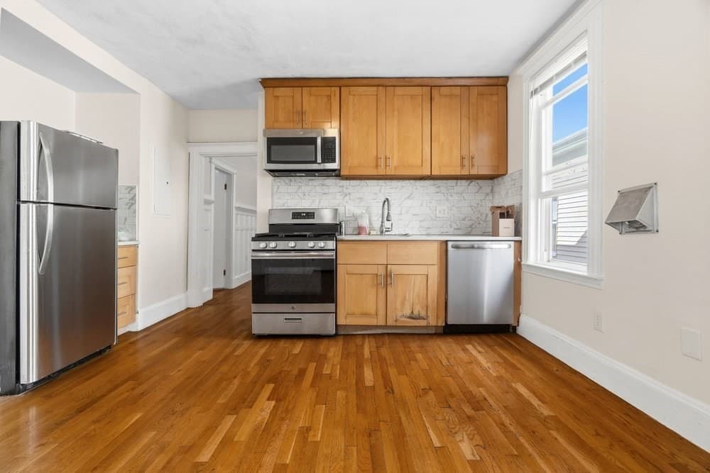 3 Family - 3 Units Up/Down at 114-116 Thornton Street, Boston MA 02119, Boston, photo 26 of 40