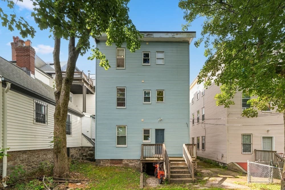 3 Family - 3 Units Up/Down at 114-116 Thornton Street, Boston MA 02119, Boston, photo 39 of 40