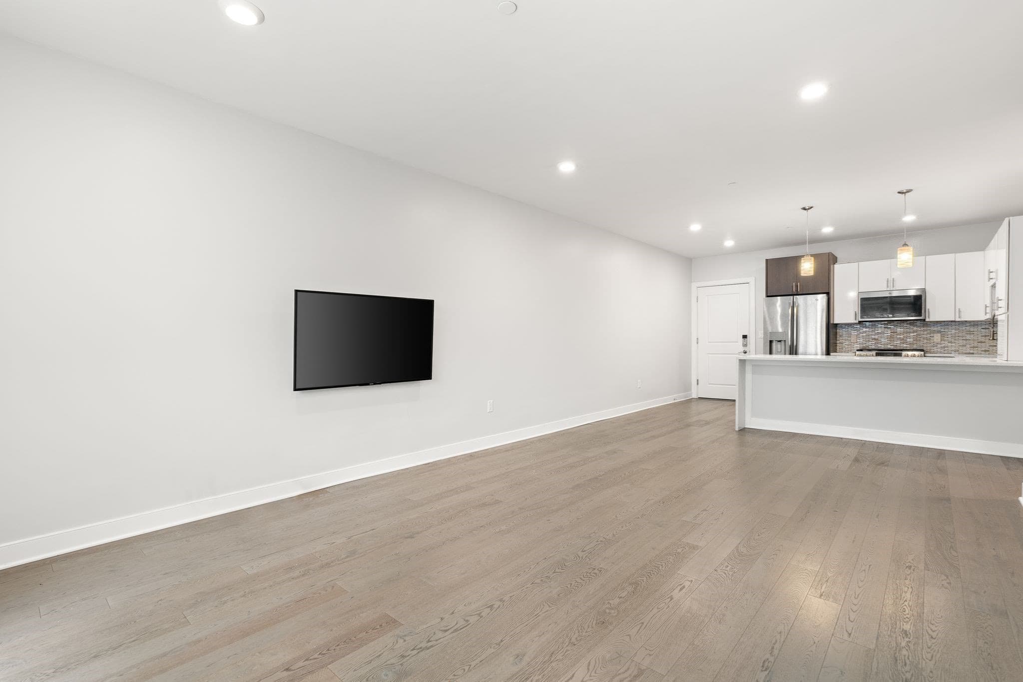 Condominium at 2 Cliveden Street # 201E, Quincy MA 02169, Quincy, photo 10 of 37