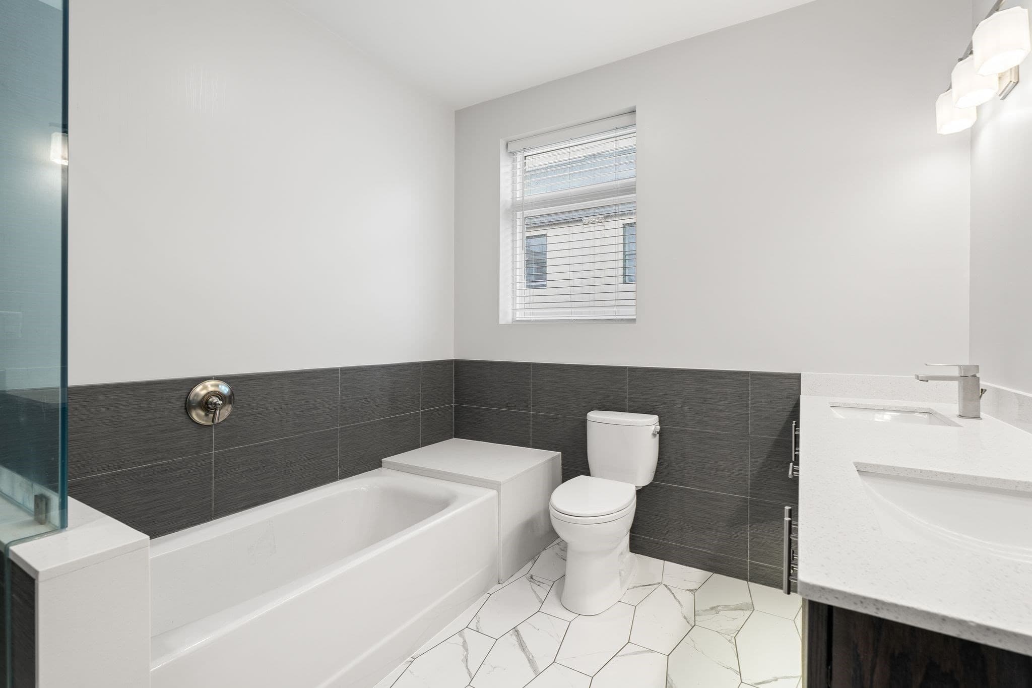 Condominium at 2 Cliveden Street # 201E, Quincy MA 02169, Quincy, photo 19 of 37