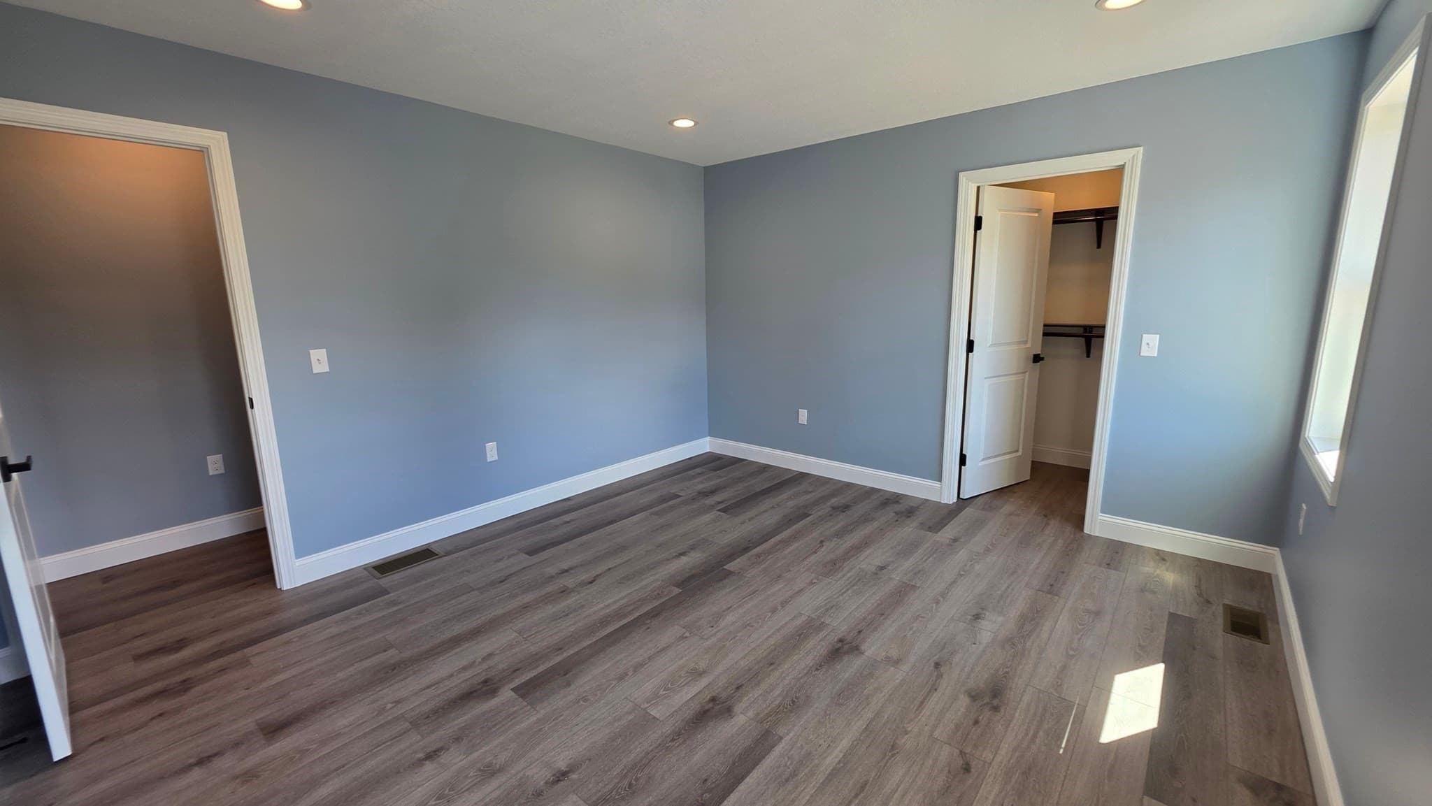 Single Family Residence at 12 Willow St, Chicopee MA 01020, Chicopee, photo 16 of 42