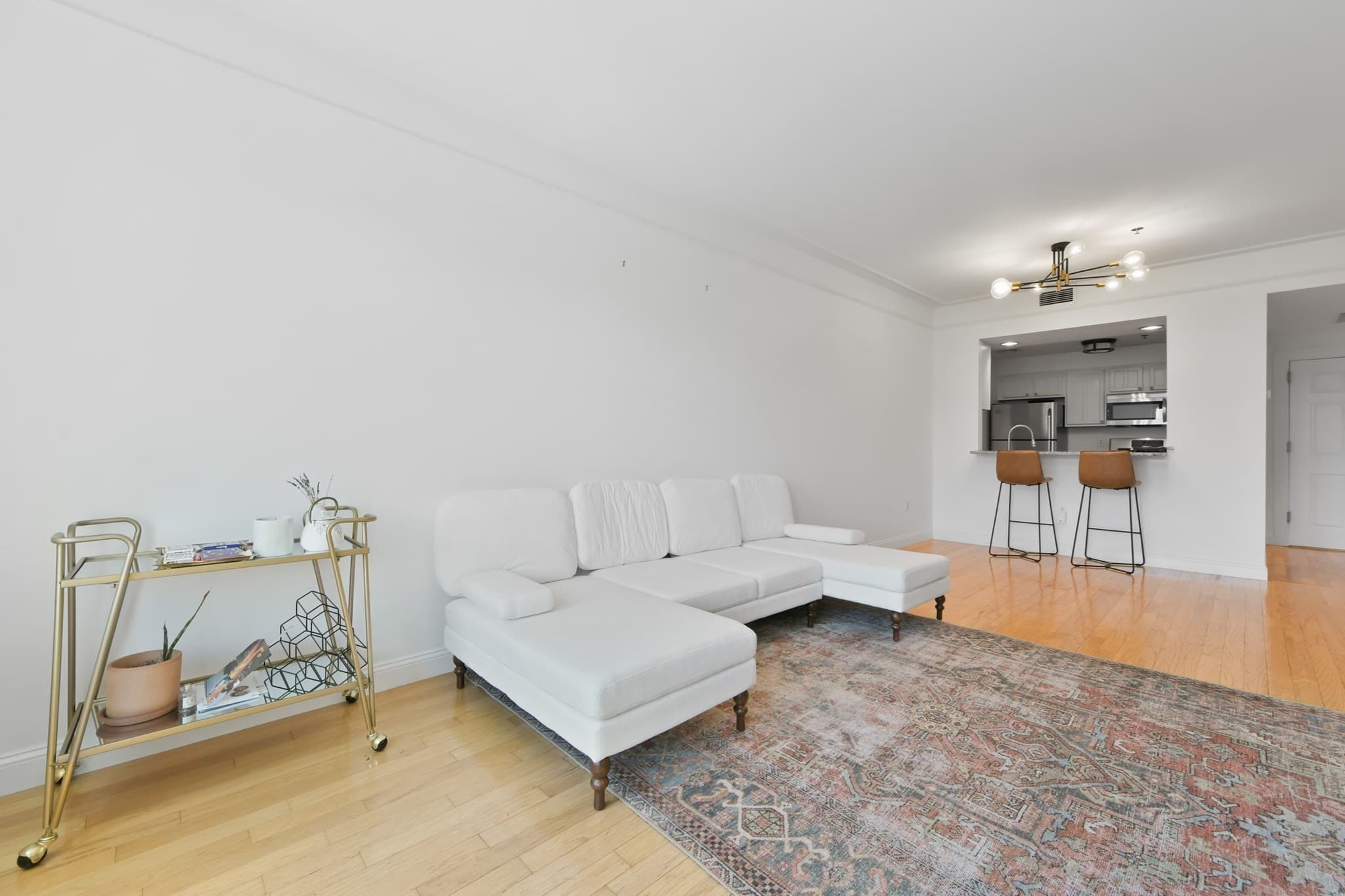 Condominium at 1597 Washington St # 406, Boston MA 02118, photo 4 of 13