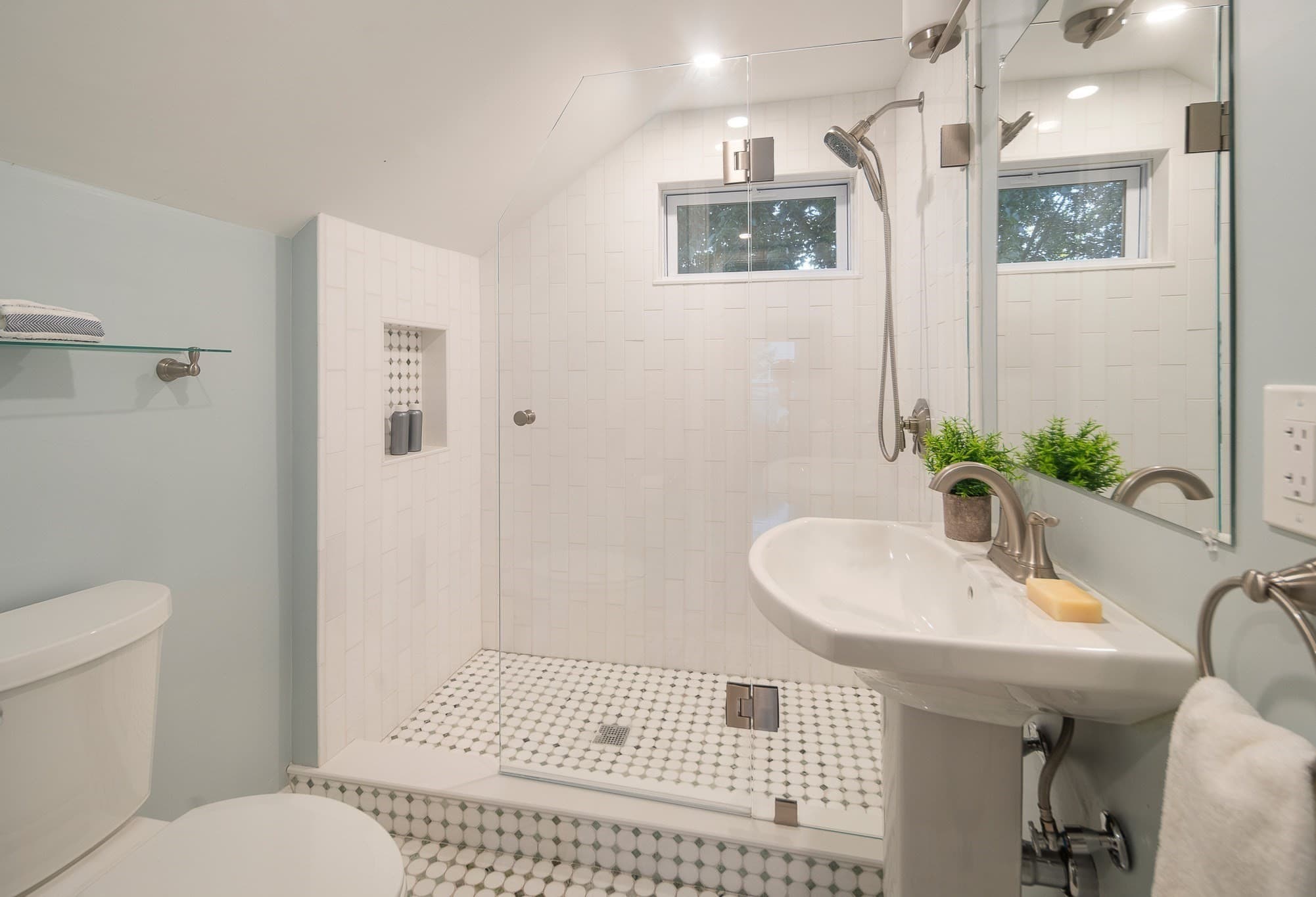 Single Family Residence at 7 Beach St, Newton MA 02460, Newton, photo 14 of 22