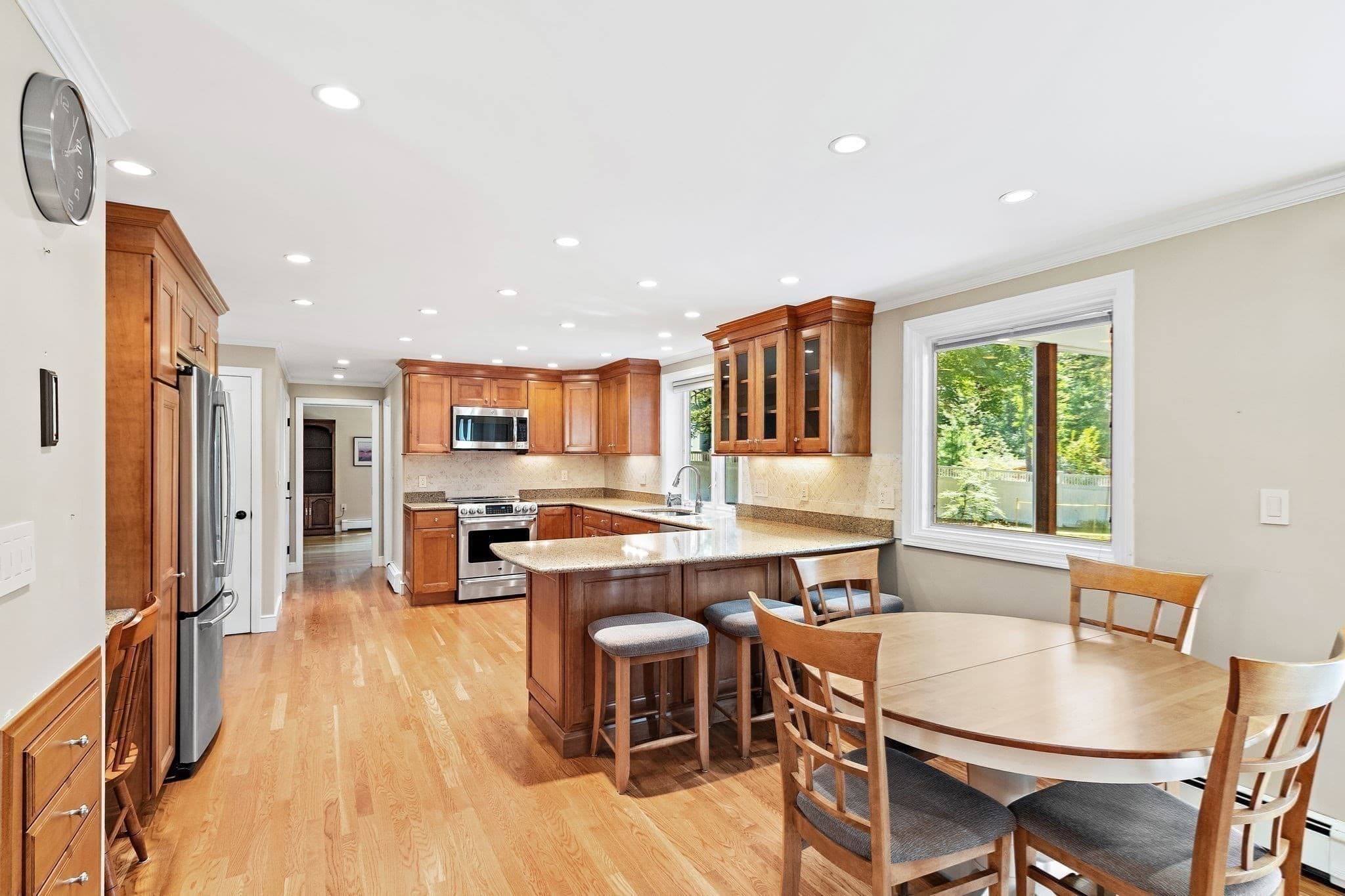 Single Family Residence at 215 Oak Hill Circle, Concord MA 01742, Concord, photo 3 of 21