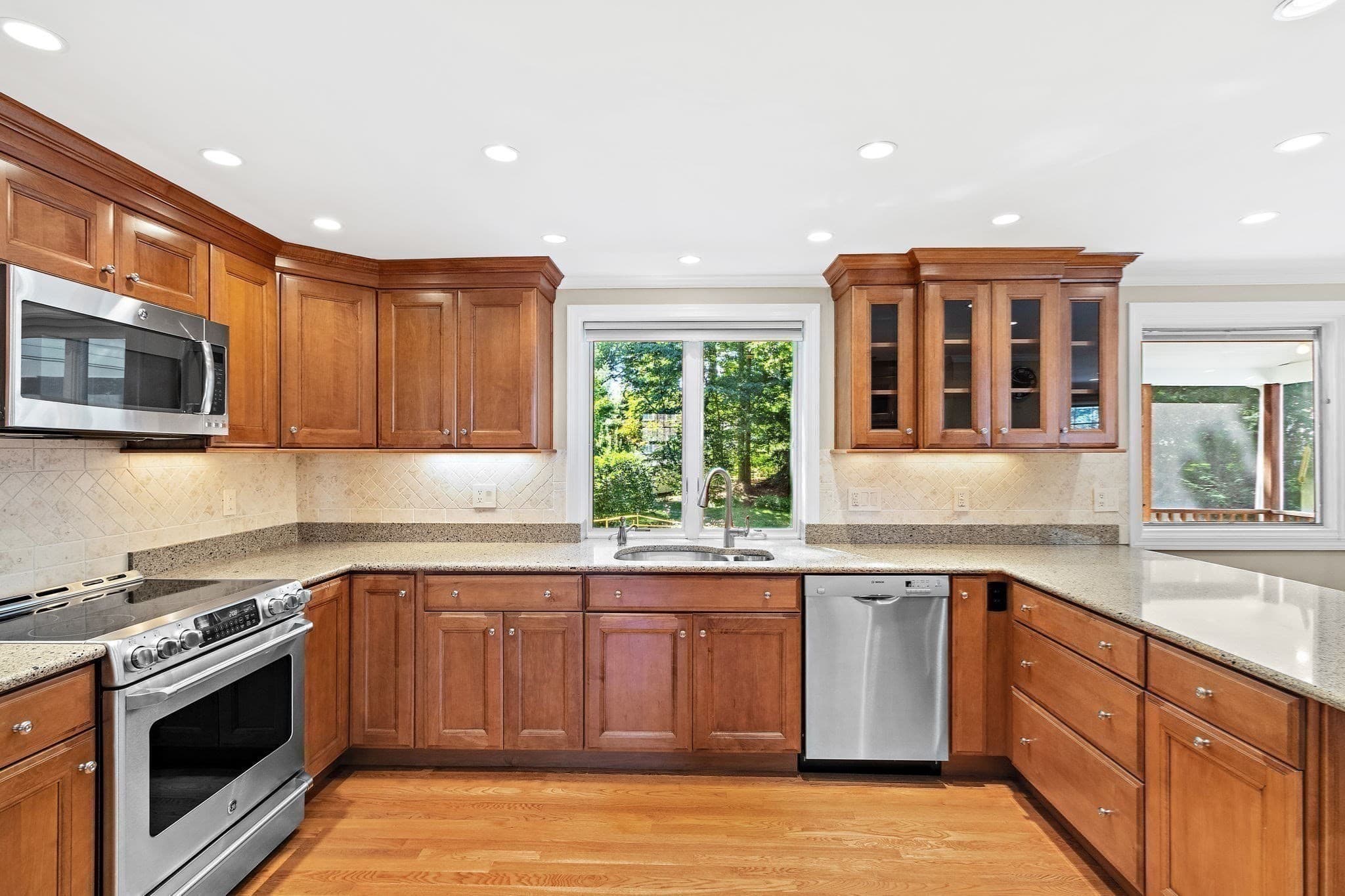 Single Family Residence at 215 Oak Hill Circle, Concord MA 01742, Concord, photo 5 of 21