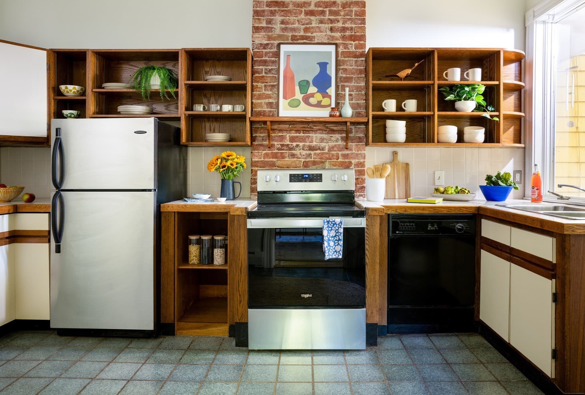 Condominium at 199-201 Hamilton Street # 2, Cambridge MA 02139, Cambridge, photo 6 of 17