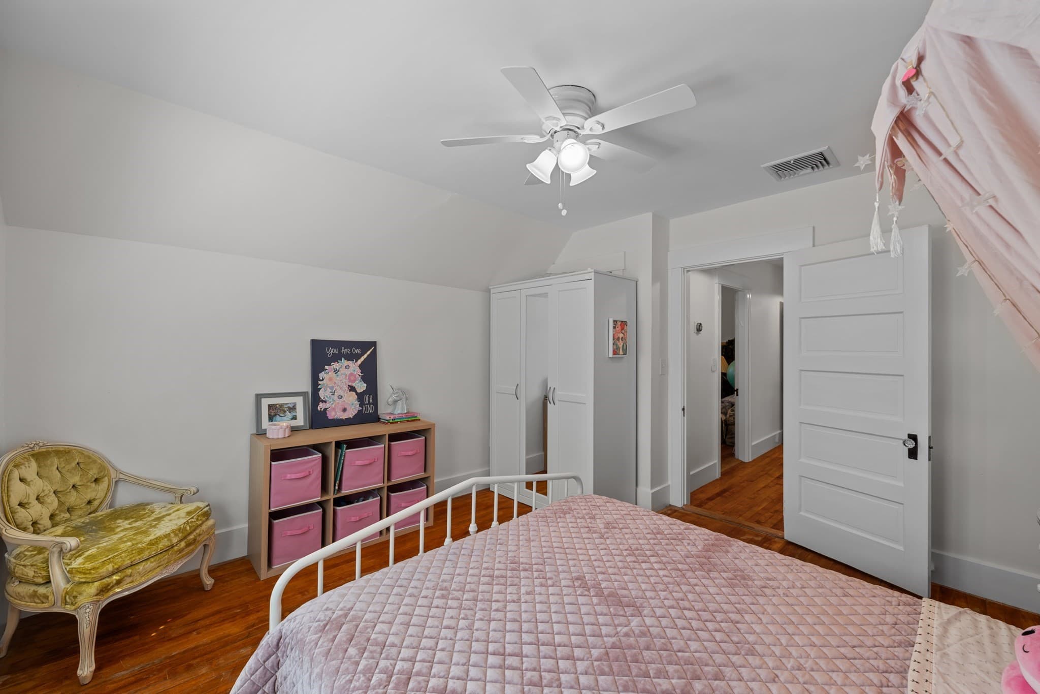 Single Family Residence at 19 S Lenox St, Worcester MA 01602, Worcester, photo 34 of 42