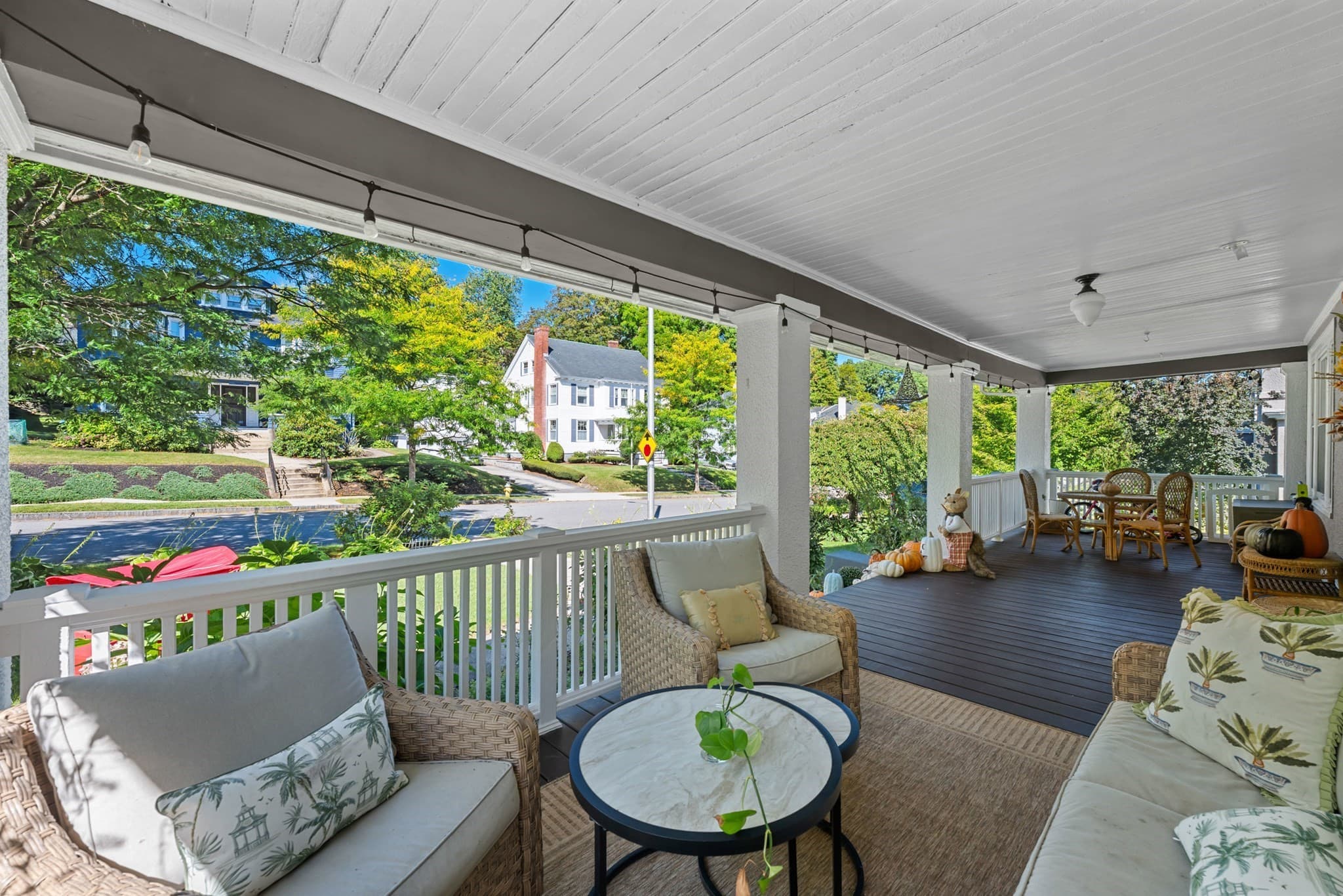 Single Family Residence at 19 S Lenox St, Worcester MA 01602, Worcester, photo 4 of 42