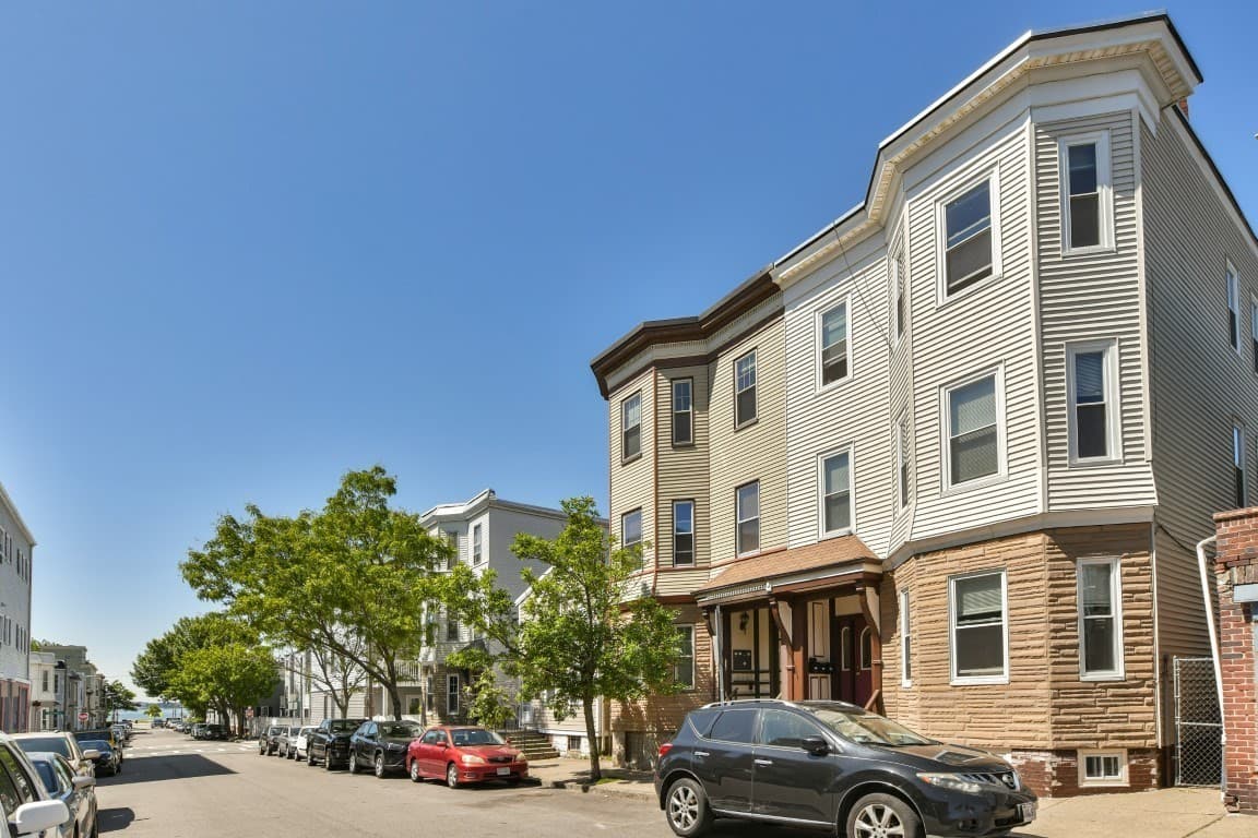 155 N St, Boston MA 02127