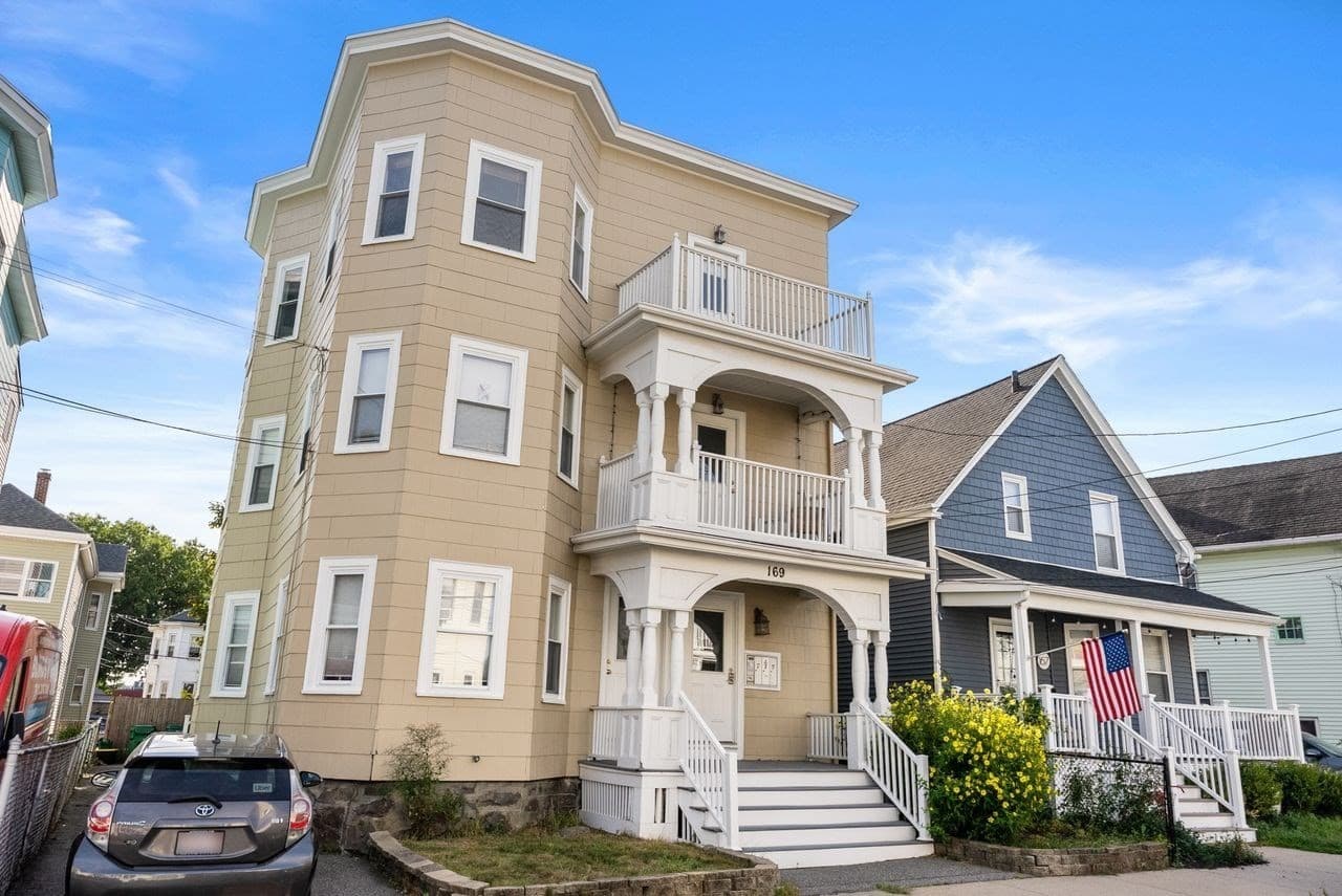 169 Sheridan Ave # 3, Medford MA 02155