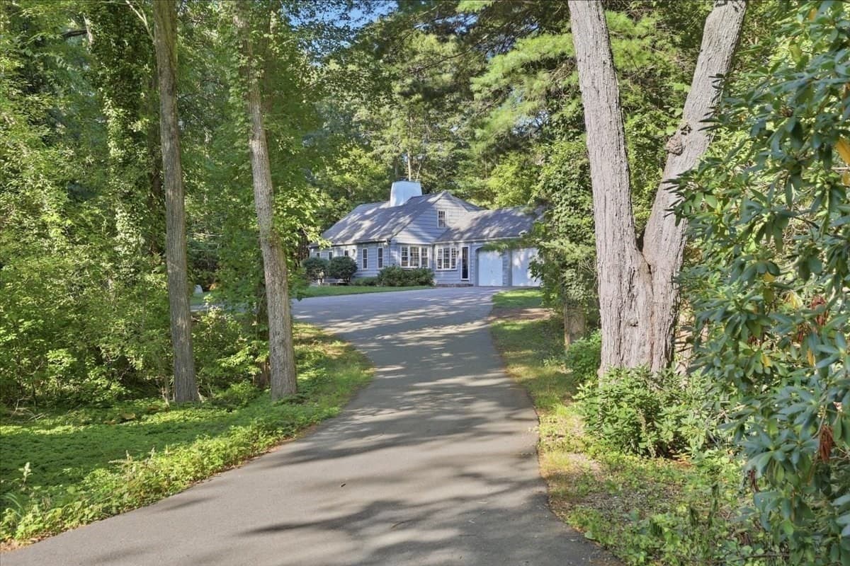 Single Family Residence at 13 Millbrook Rd, Westwood MA 02090, Westwood, photo 3 of 35