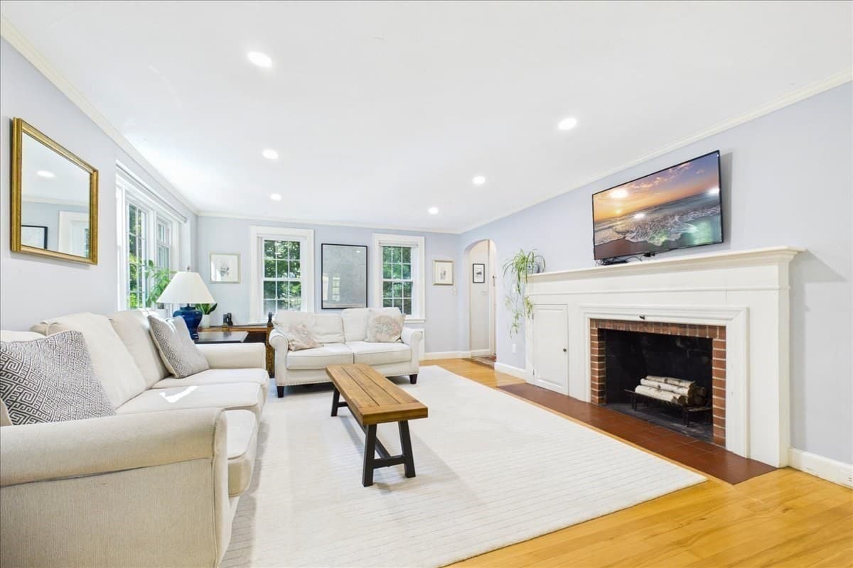 Single Family Residence at 13 Millbrook Rd, Westwood MA 02090, Westwood, photo 5 of 35