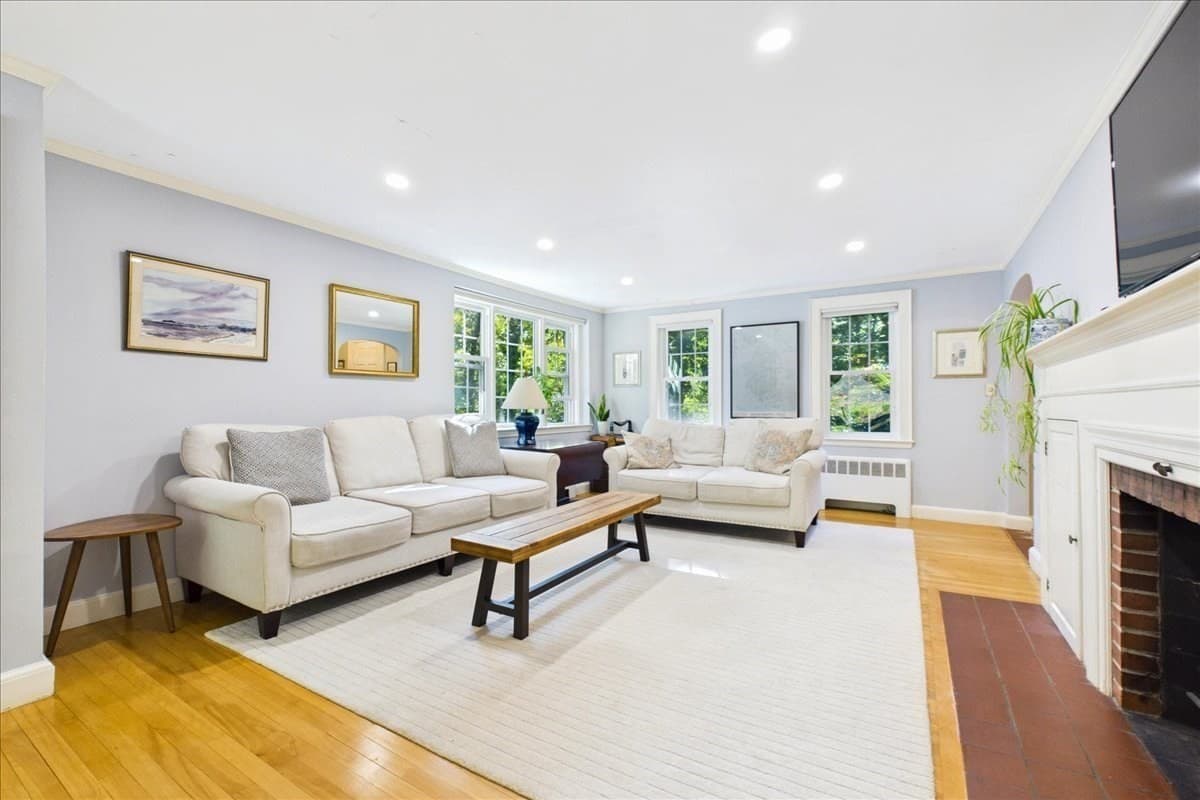Single Family Residence at 13 Millbrook Rd, Westwood MA 02090, Westwood, photo 4 of 35