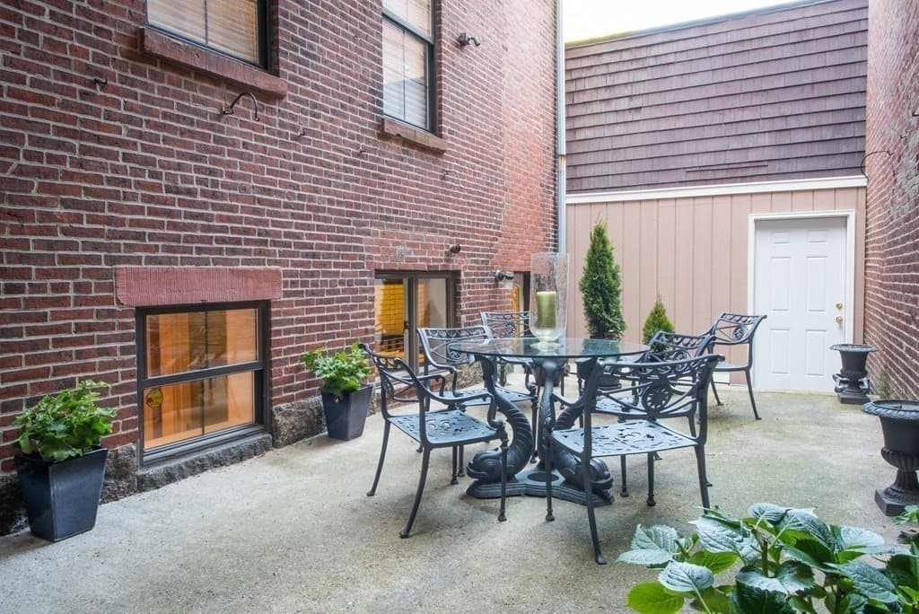Condominium at 2 Monument Square # 1, Boston MA 02129, photo 22 of 27