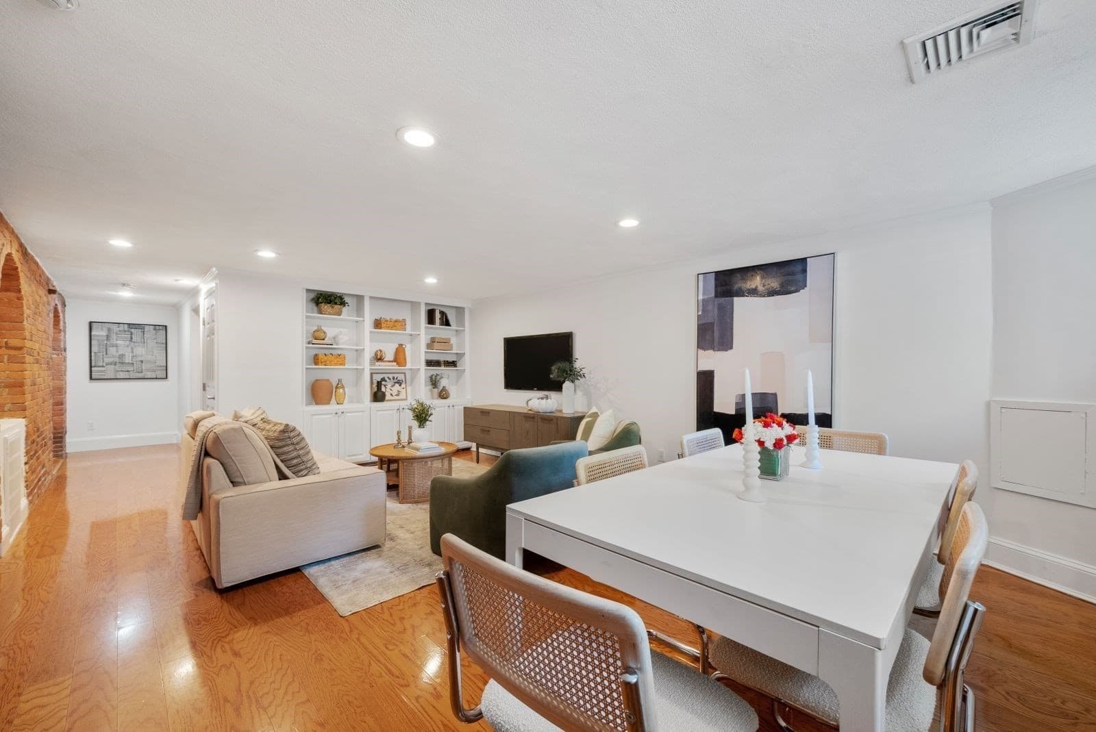 Condominium at 2 Monument Square # 1, Boston MA 02129, photo 4 of 27