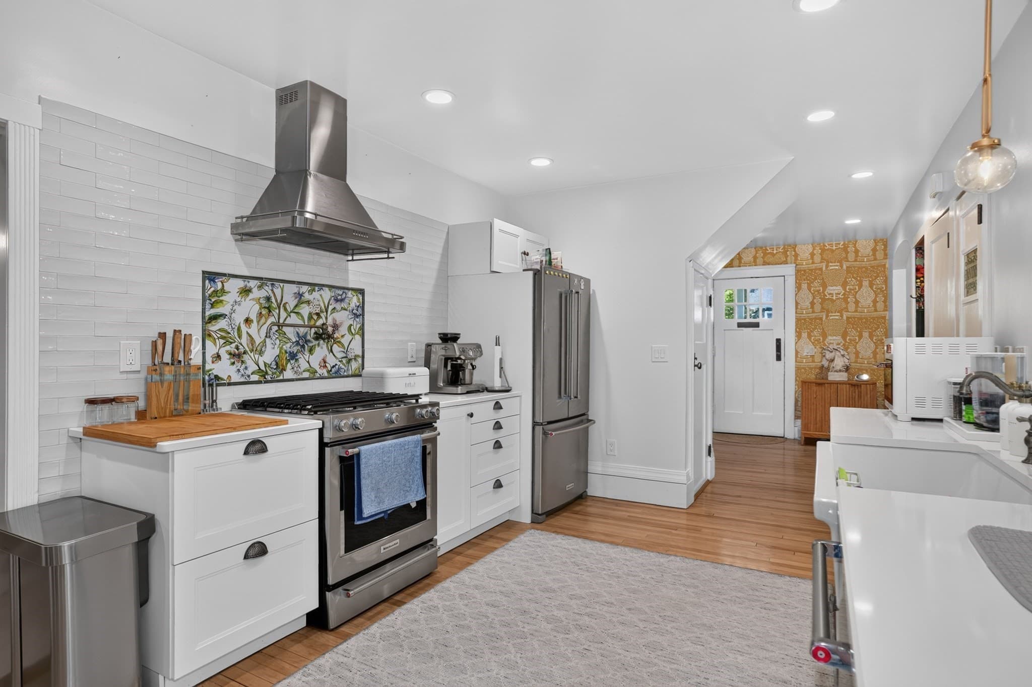 Single Family Residence at 68 Clark St, Worcester MA 01606, Worcester, photo 6 of 24