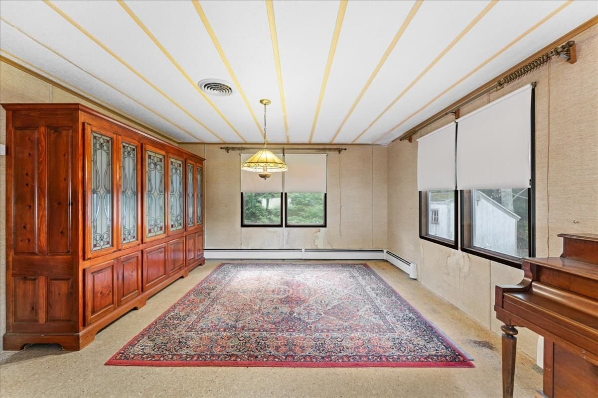Mobile Home at 36 Silver Birch Ln, Kingston MA 02364, Kingston, photo 6 of 22