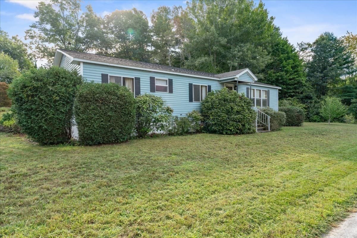 Mobile Home at 36 Silver Birch Ln, Kingston MA 02364, Kingston, photo 21 of 22