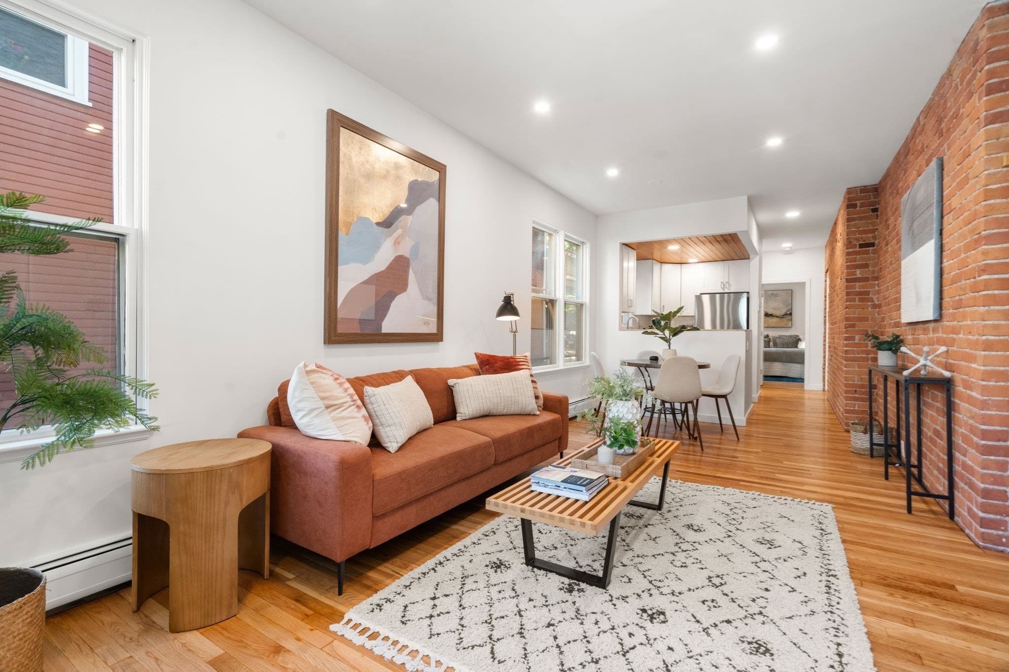 Condominium at 16 Upland Road # 2, Cambridge MA 02140, Cambridge, photo 4 of 13