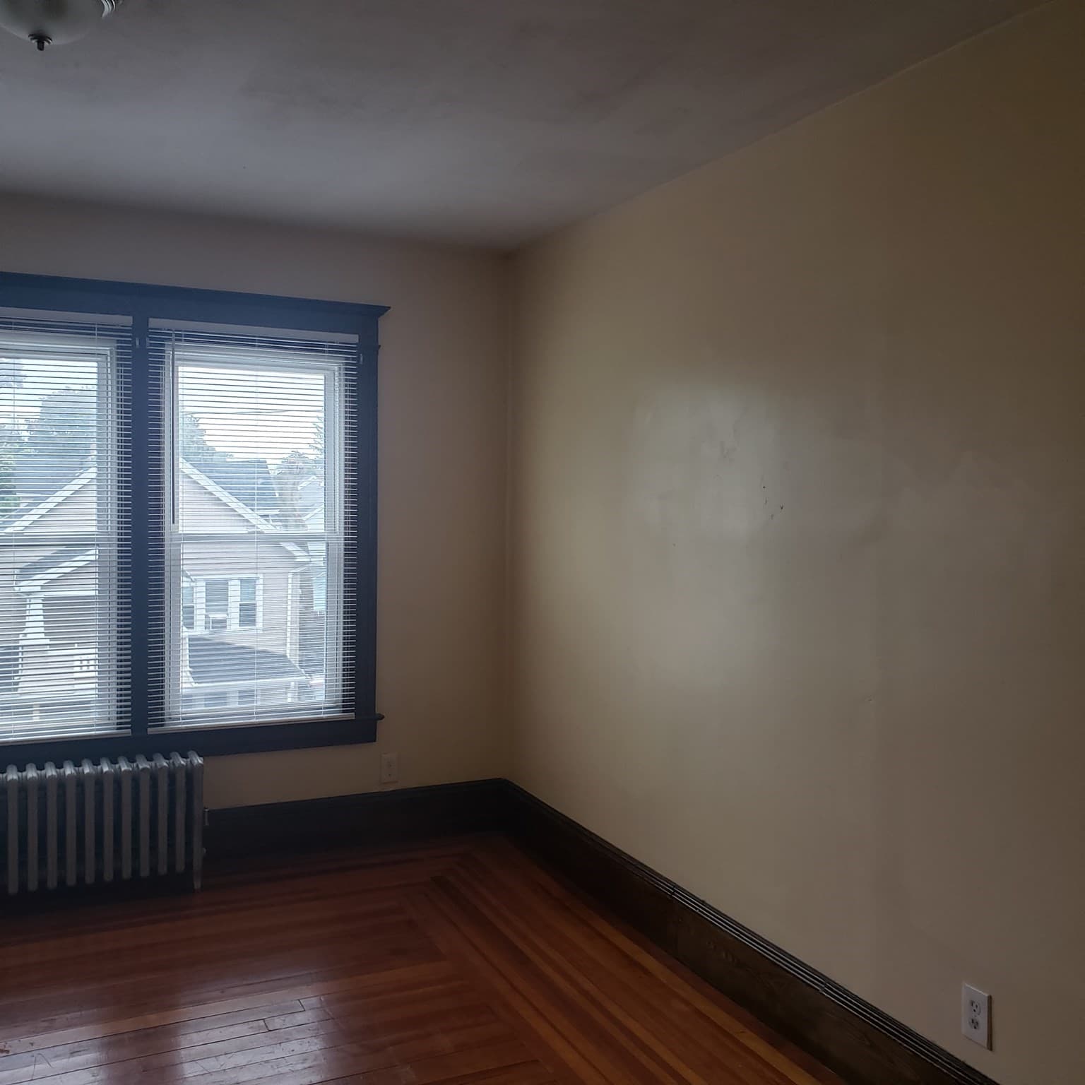 3 Family at 44-46 Langdon St, Springfield MA 01104, Springfield, photo 32 of 38